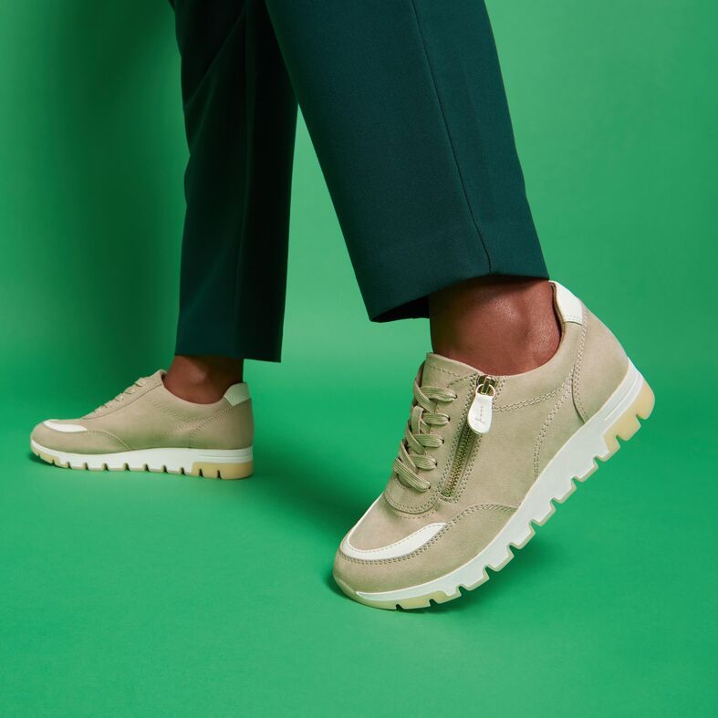 Καλάθια / αθλητικά παπούτσια Femme Beige