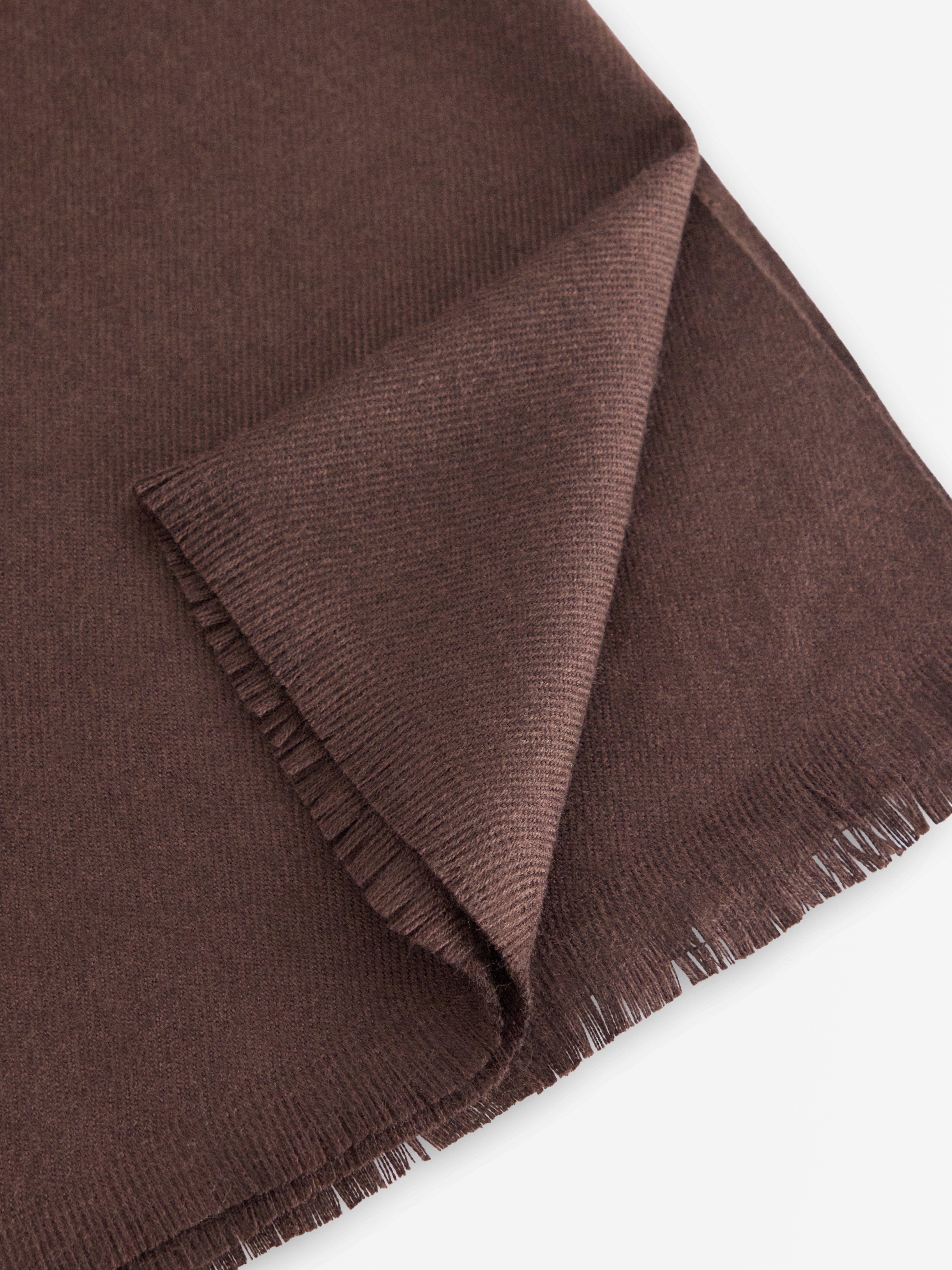 Grande écharpe marron foncé