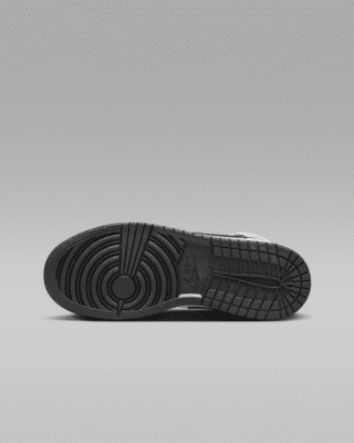 Air Jordan 1 Mid Older Kids' Shoes