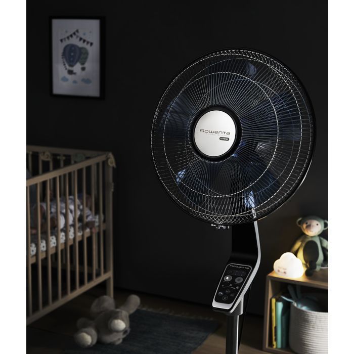 Ventilador de pedestal Rowenta potente y silencioso con control remoto, 5 velocidades y altura ajustable VU5670F2