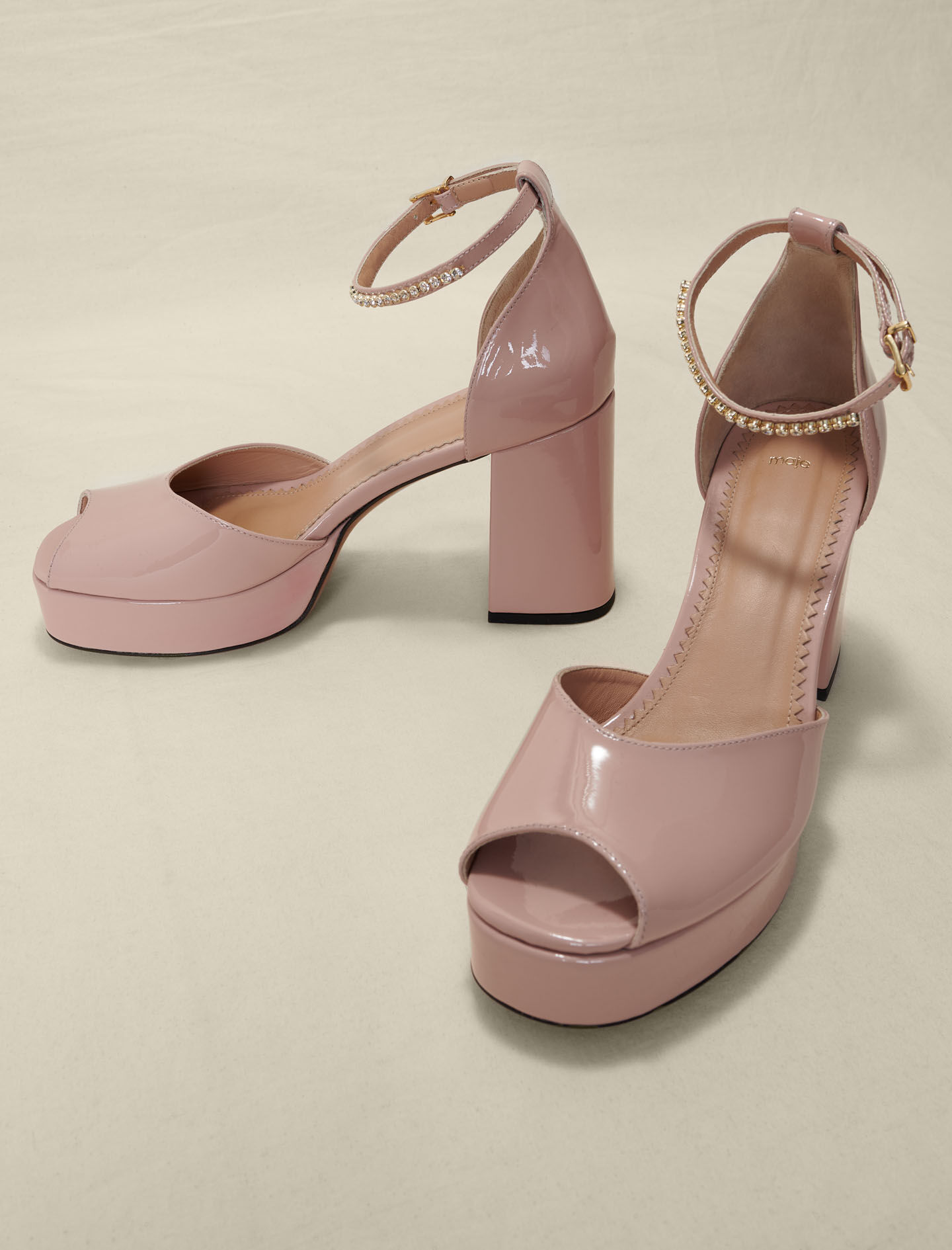 Roze lakleren sandalen met hak