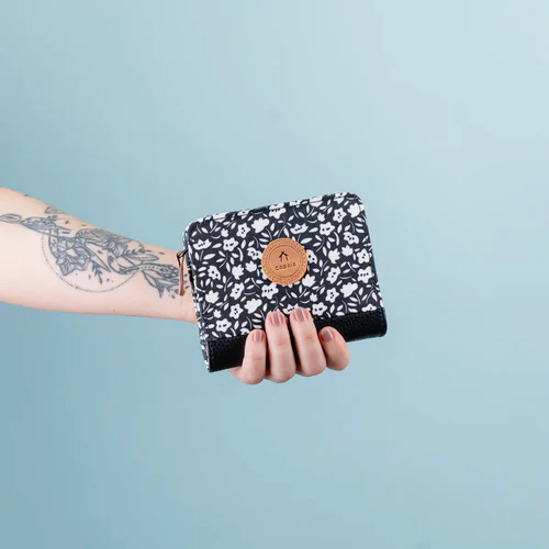 Cabaia Medium Catane svart og hvit lommebok