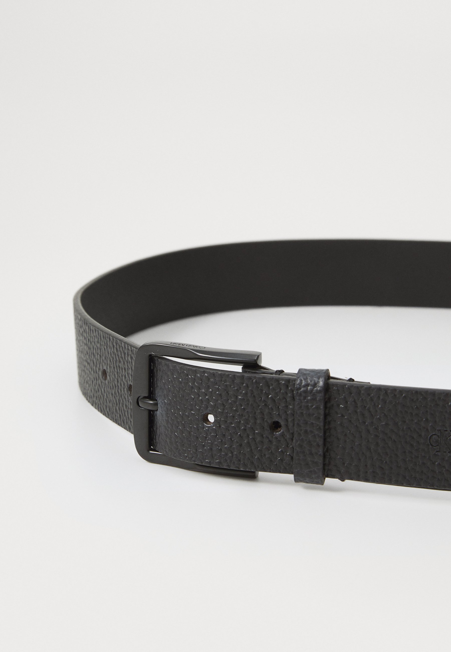 Calvin Klein Jeans CLASSIC FLAT - Riem - zwart/matzwart