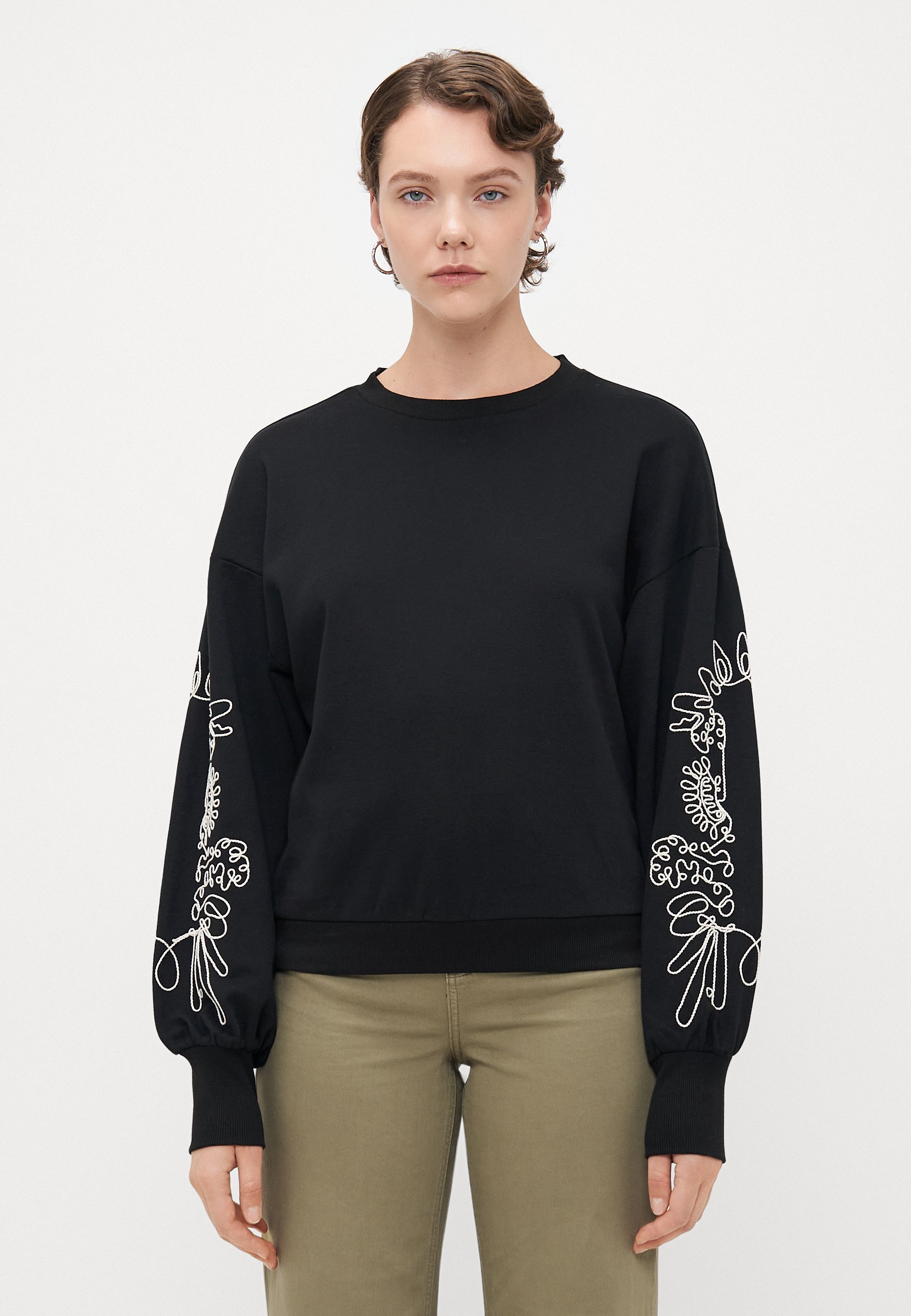 ONLY Tall ONLBROOKE O NECK DETAIL - Felpa - nero/ecru
