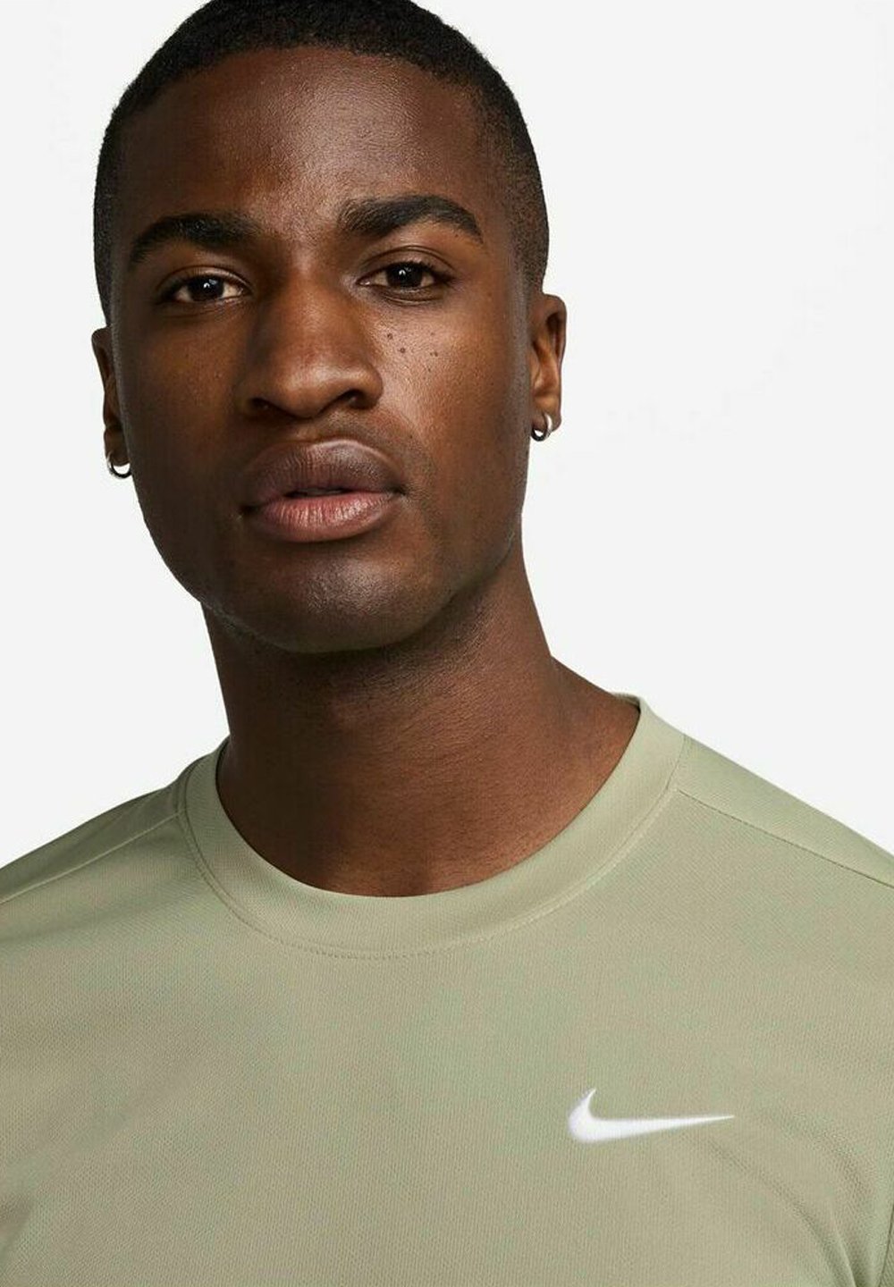 Nike Performance VICTORY - Sports-T-skjorte - olive aura whiteNike Performance