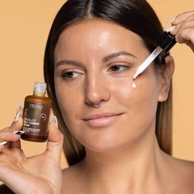 Freshly Cosmetics Sjokolade Selvbruningskrem for ansiktet 30 ml