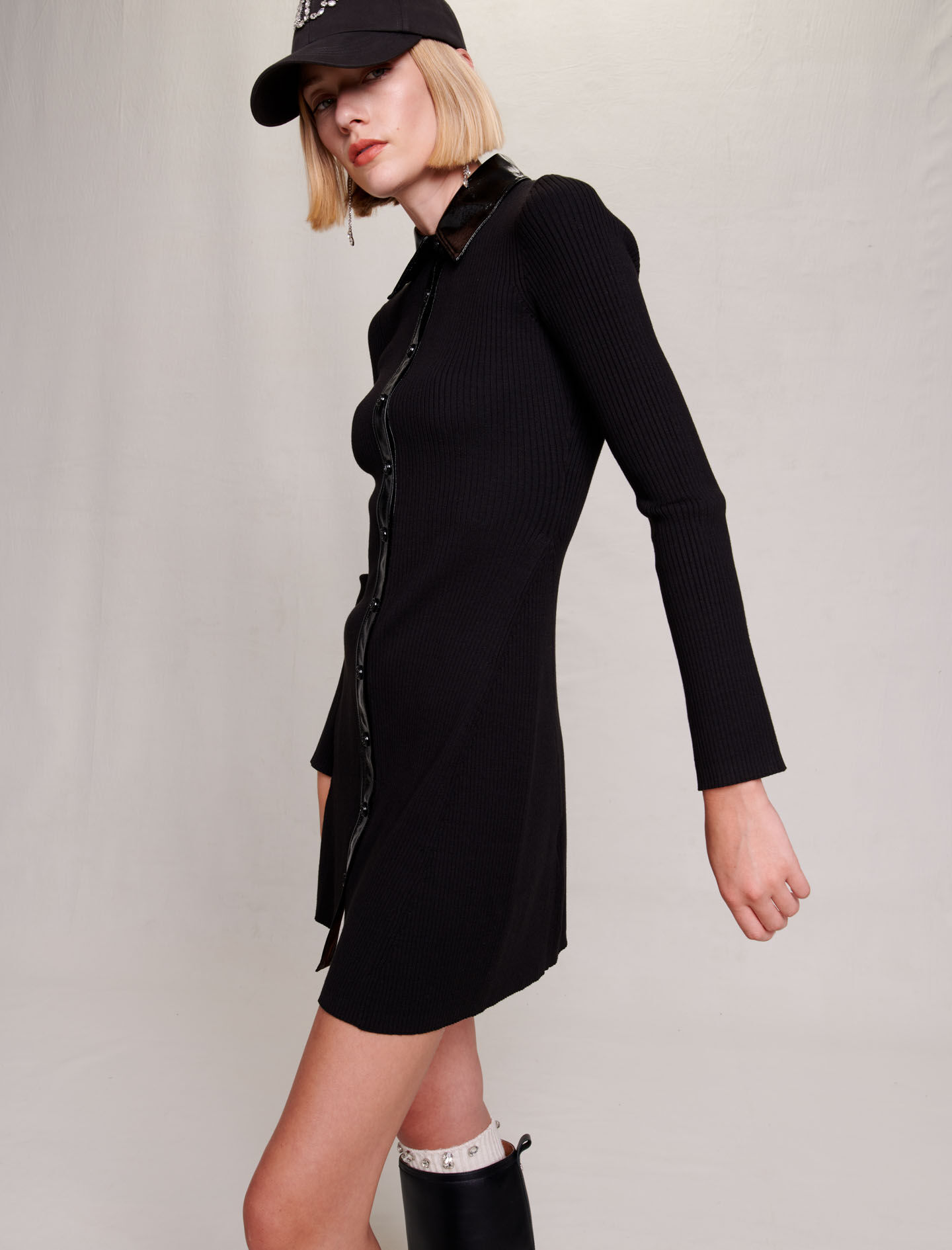 Rochie scurtă tricotată - Neagră