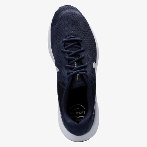  Nike Revolution 7