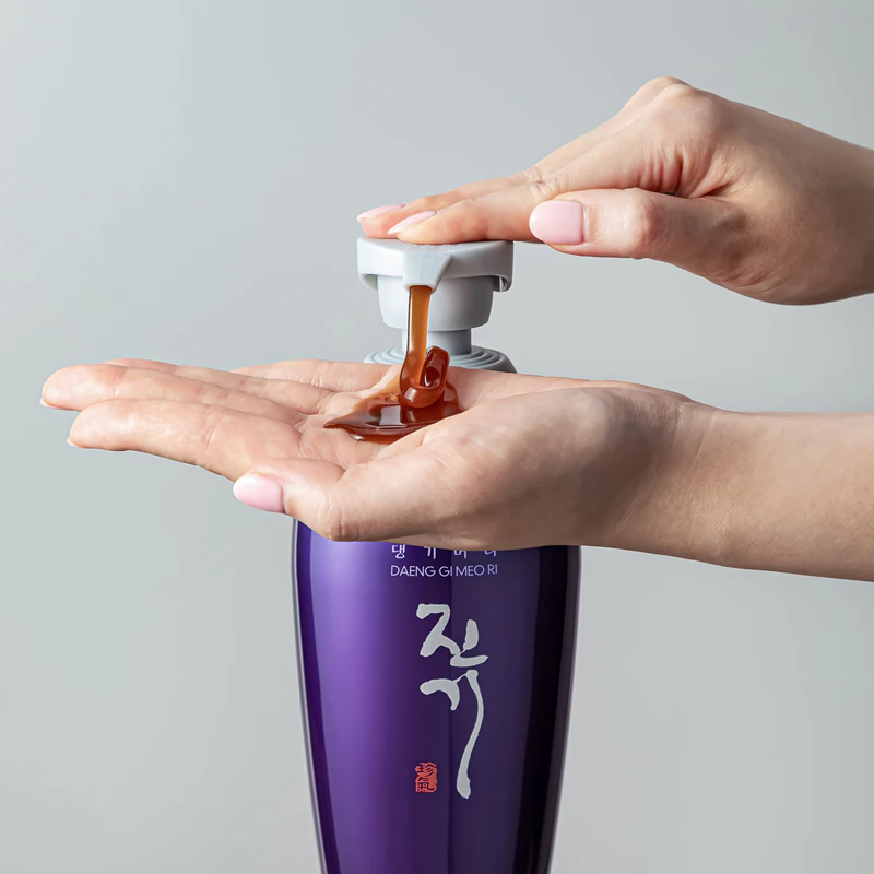 DAENG GI MEO RI Jin Gi Vitalizing Shampoo – stärkendes und revitalisierendes Shampoo für trockenes und brüchiges Haar