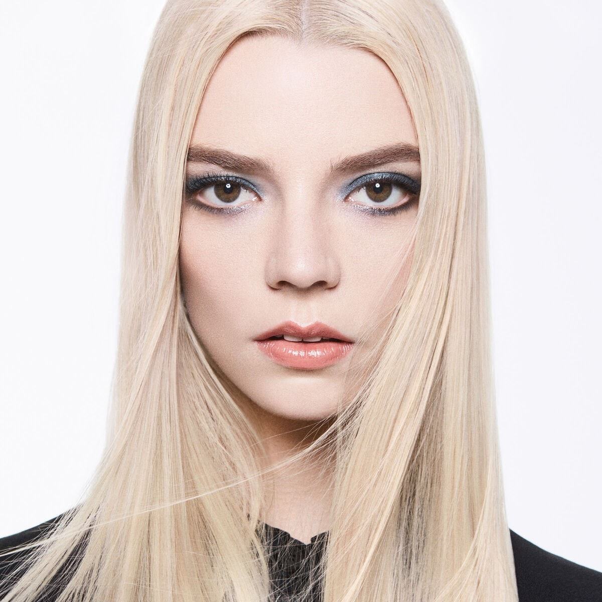 DIOR acu ēnu palete Diorshow ar 5 krāsām – 7 g