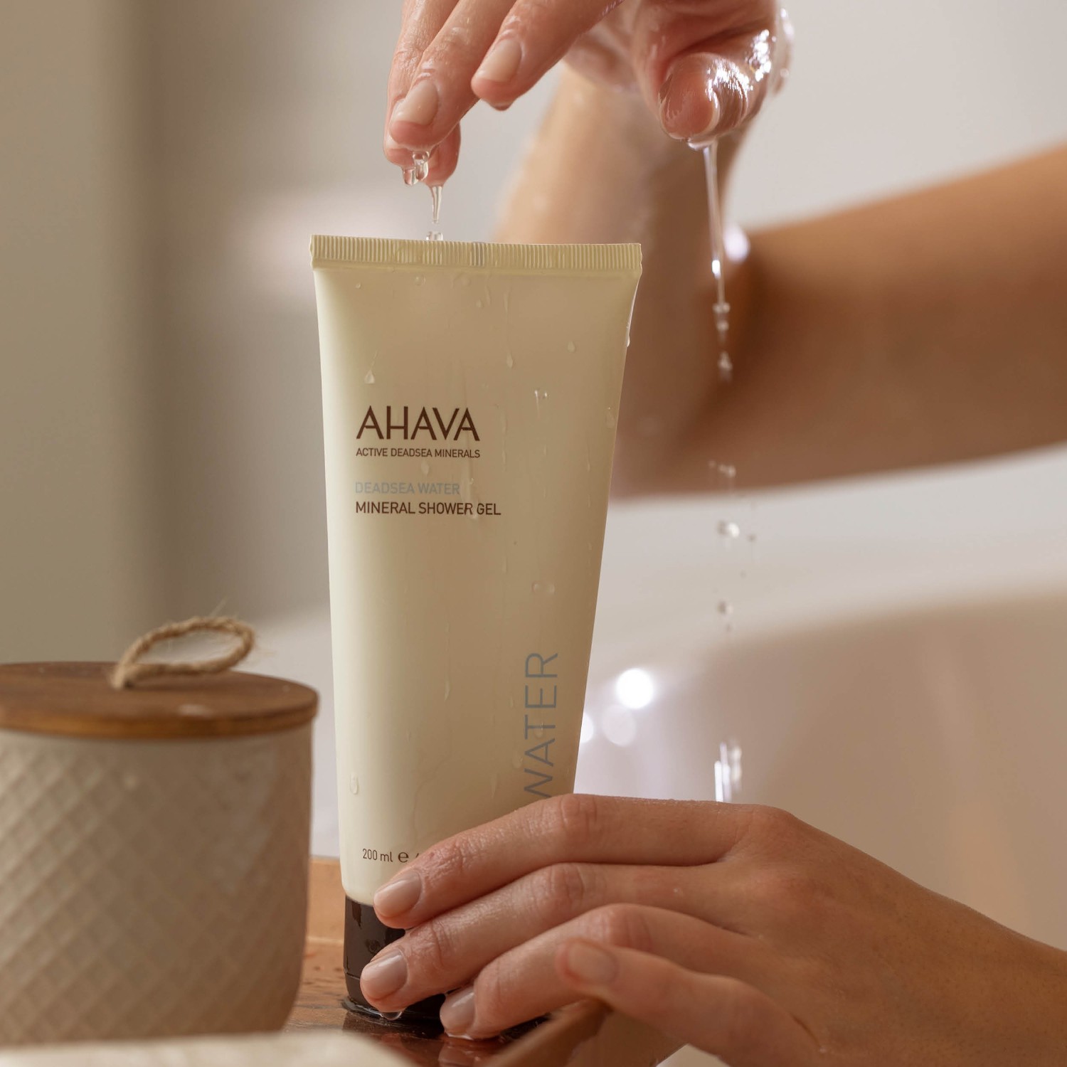 AHAVA Mineral Shower Gel