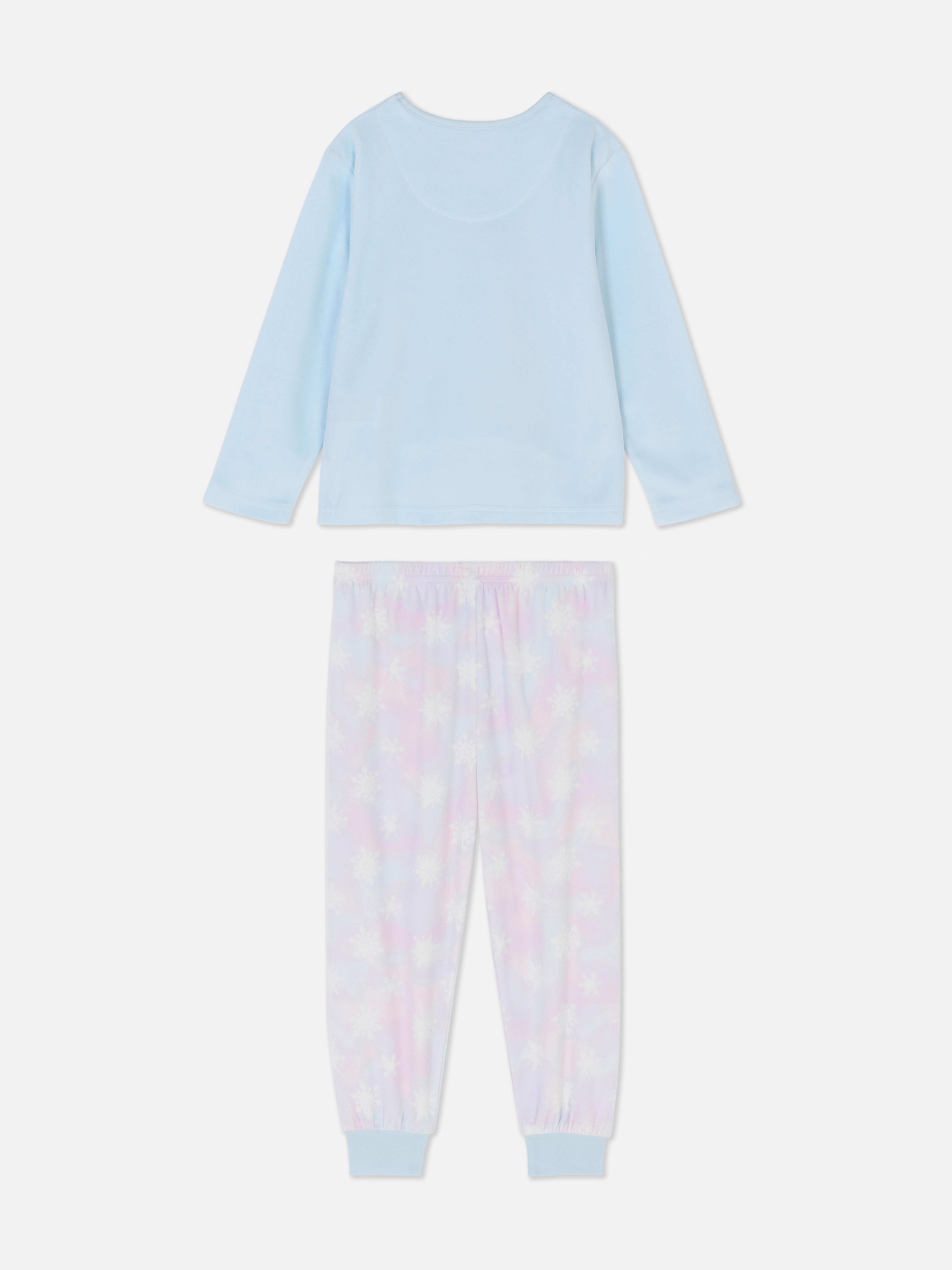 Pijamale moi cu tema Frozen de la Disney. Pijamale moi din fleece cu o notă Disney? Sună bine!