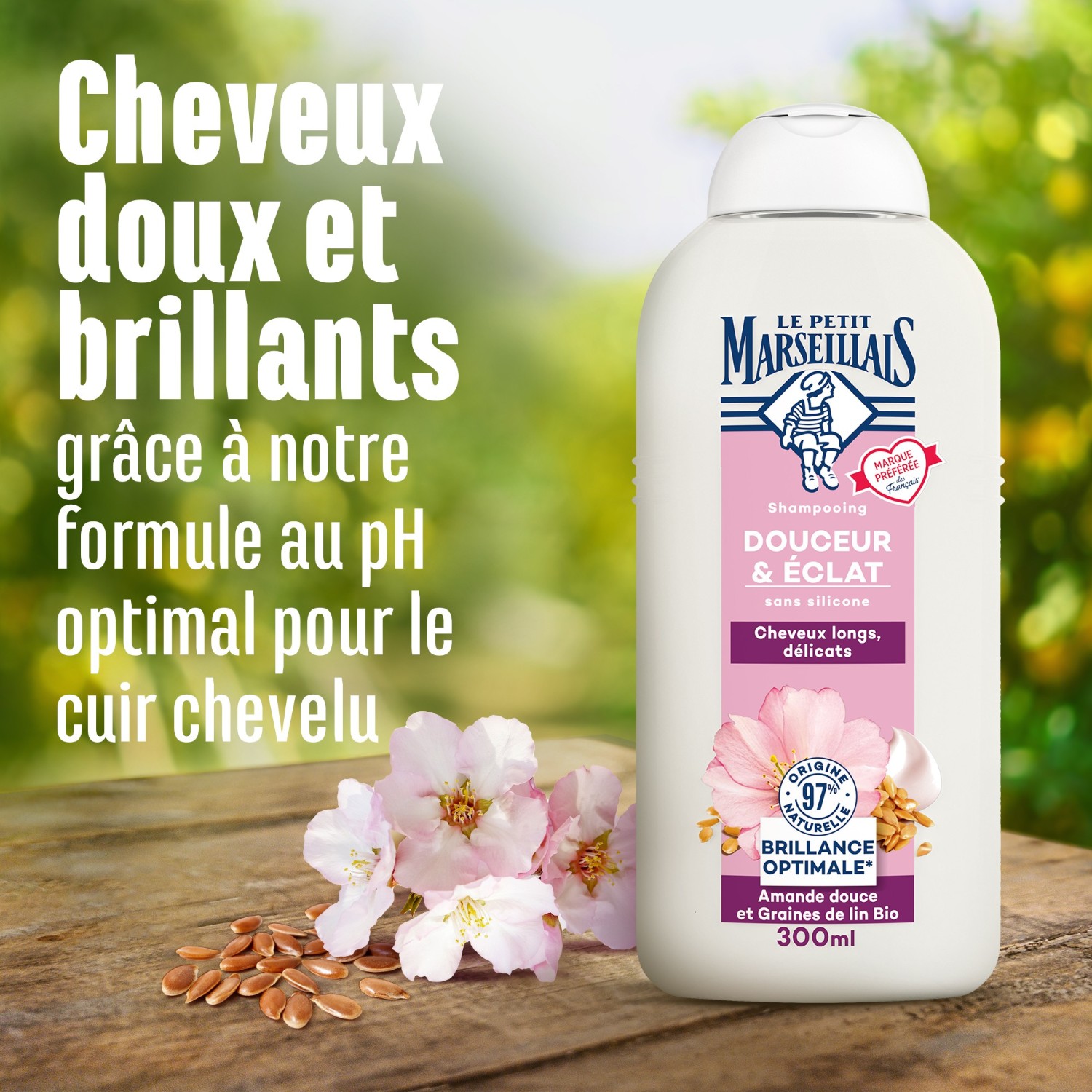 Le Petit Marseillais Shampooing Douceur & Éclat Amande Douce et Graines de Lin Bio