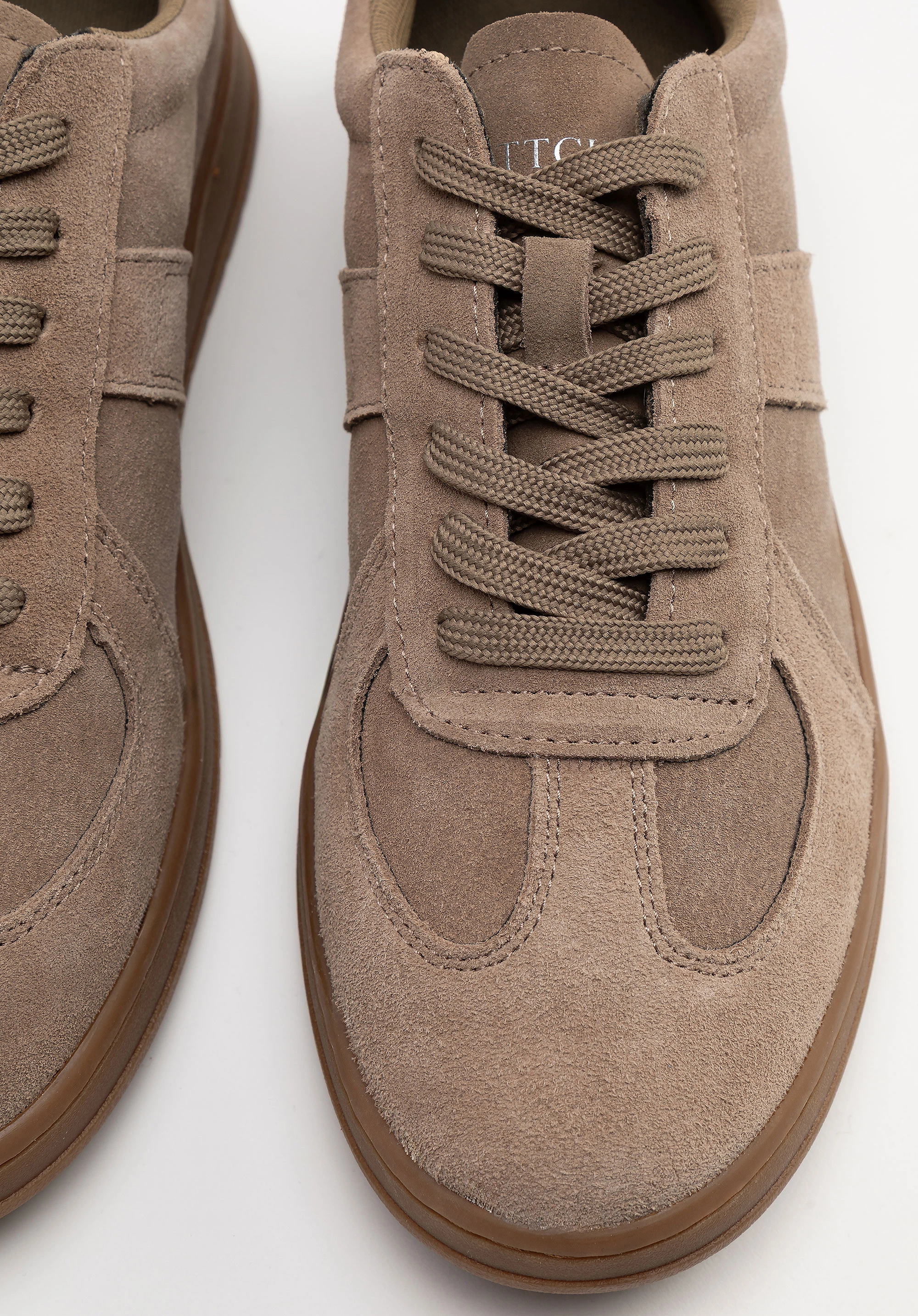 Sneakersy męskie ze skóry zamszowej ciemny beż