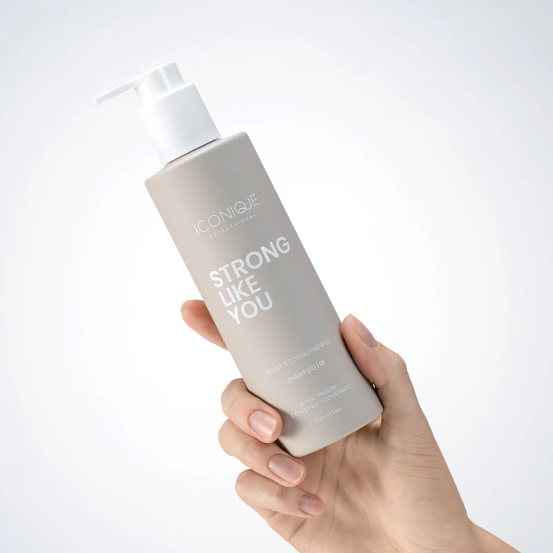 ICONIQUE Professional STRONG LIKE YOU Regeneračný a posilňujúci šampón pre poškodené vlasy
