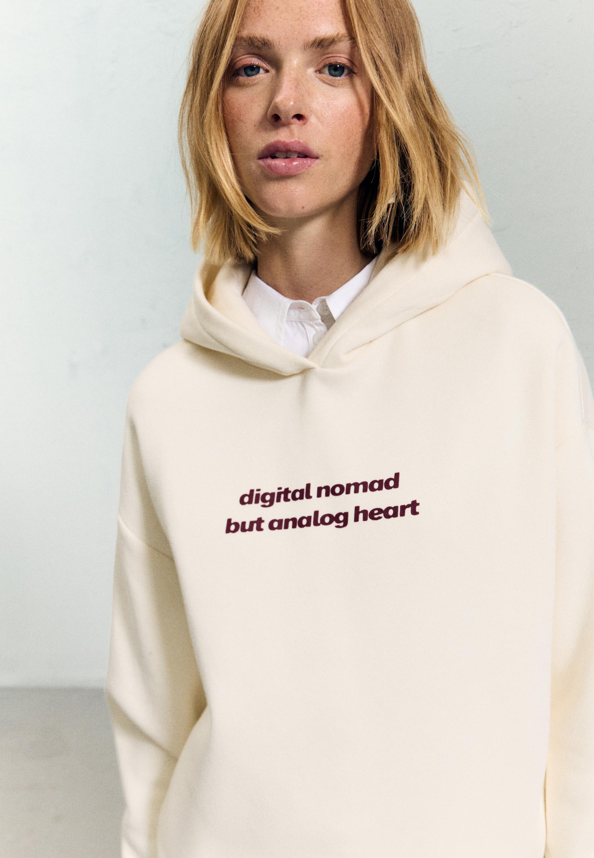 Bershka PRINTED - Hoodie - beige
