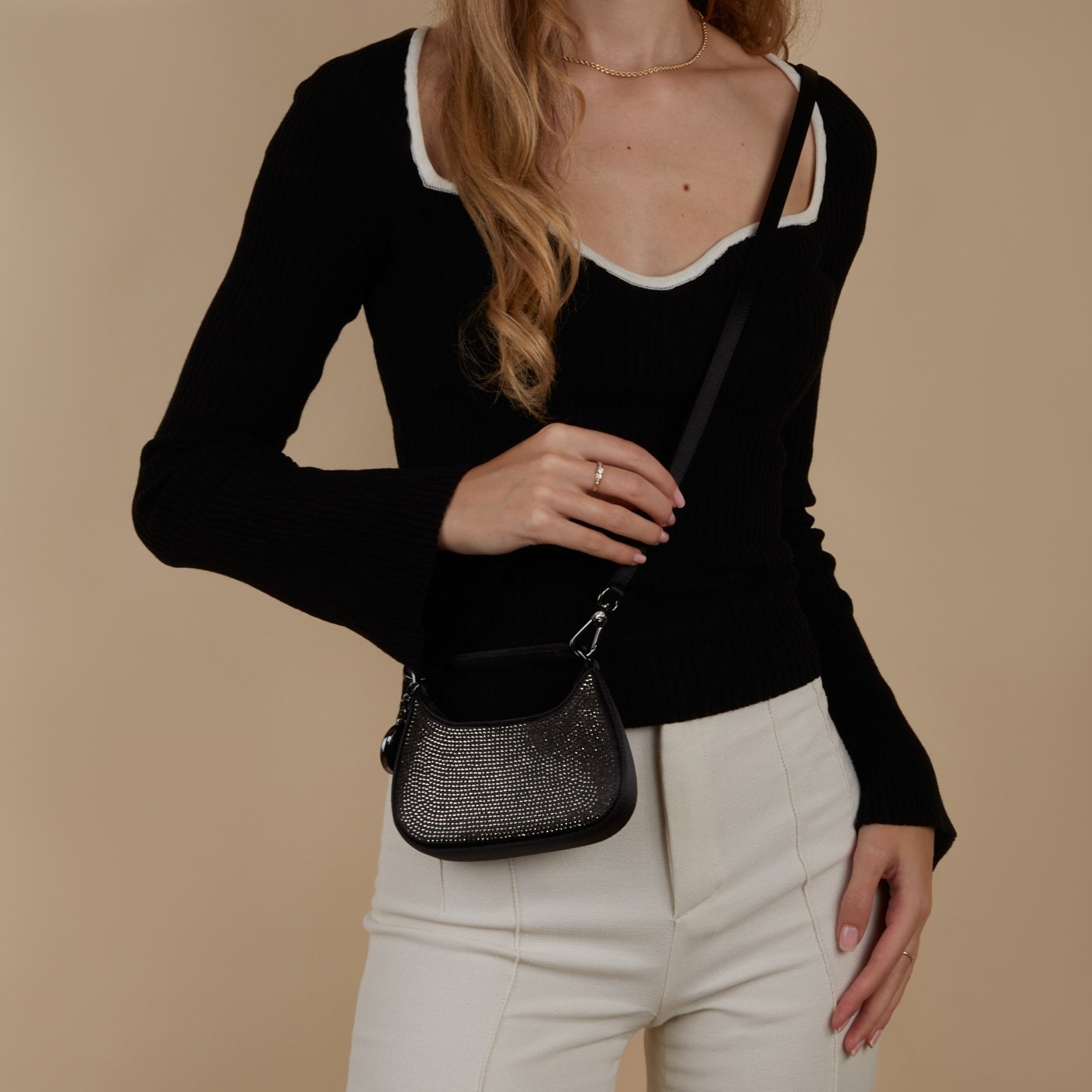 Kabelka Emporio Armani, čierna - umelá koža