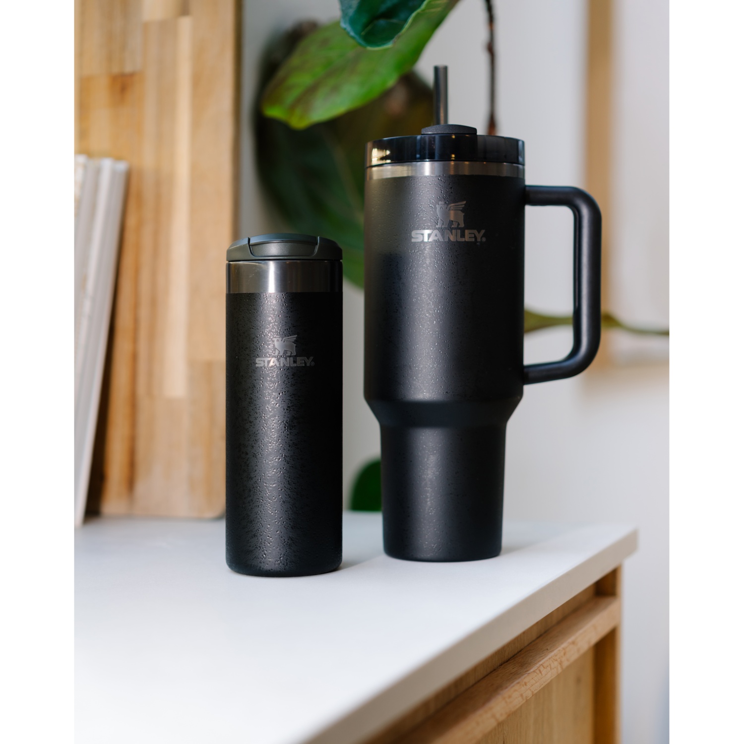Stanley ūdens pudele/termoss 1,18 l – THE QUENCHER H2.0 FLOWSTATE™ krūzīte – 1 gab.