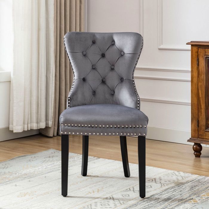 Set di 2 sedie da pranzo di seconda generazione, spesse e invitanti, color velluto, con gambe e pomelli in rovere.