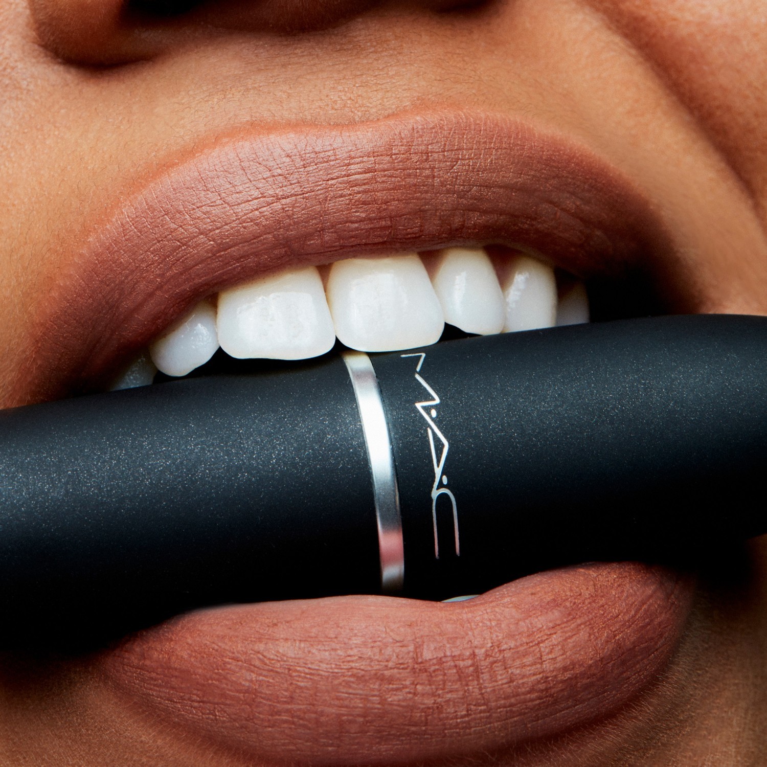 MAC Lippenstift Meet your Matte Powder Kiss - 3 g