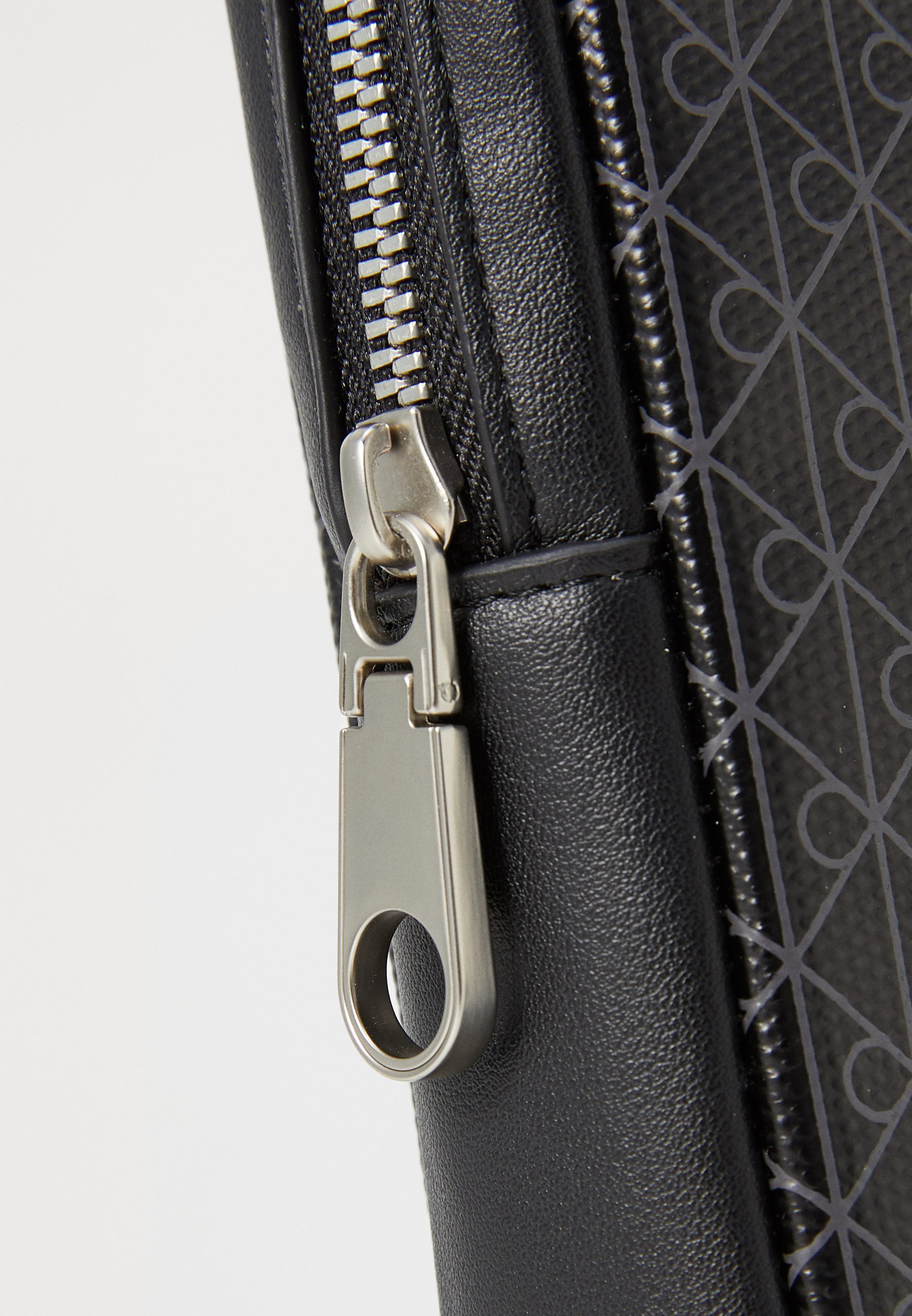 Portefeuille Calvin Klein Coated Emblem noir