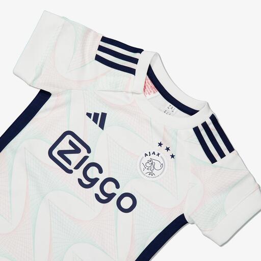  Segundo uniforme do Ajax para a temporada 23/24
