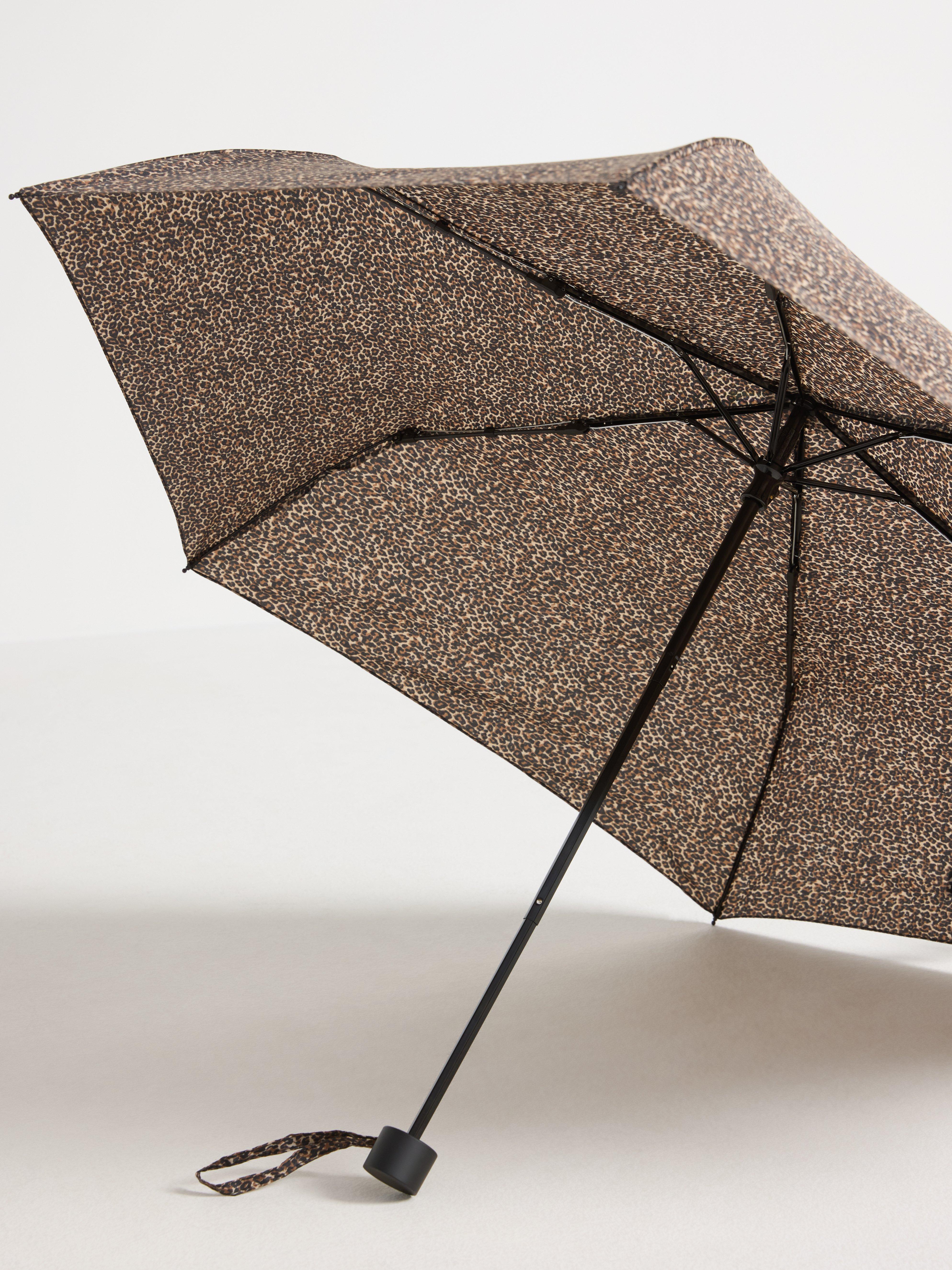 Guarda-chuva marrom