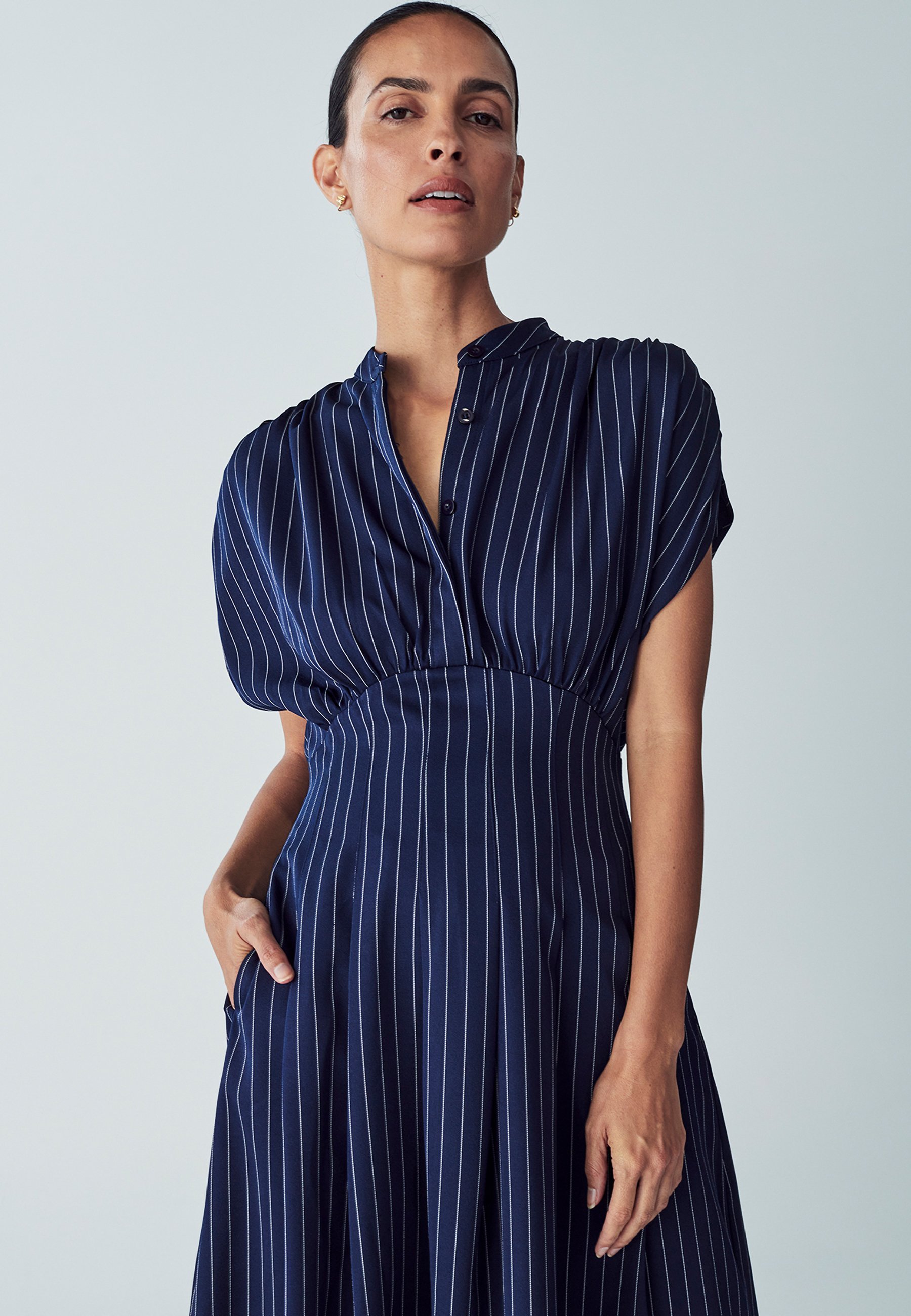 WILLA OTIS - Robe-chemise - rayures marine