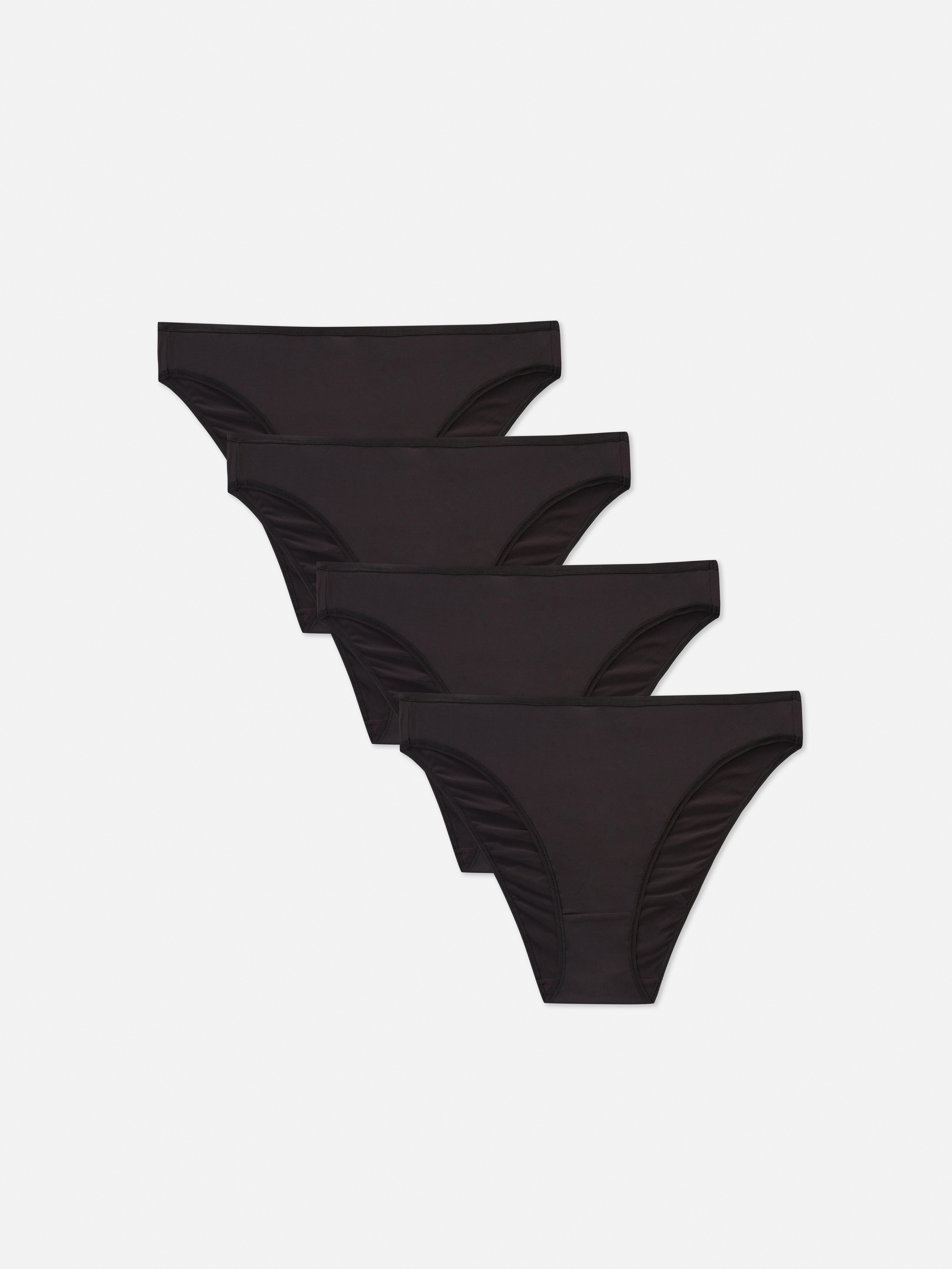 Hochgeschnittene Slips, 4er-Set. Vier zeitlose Slips mit hochgeschnittener Silhouette.
