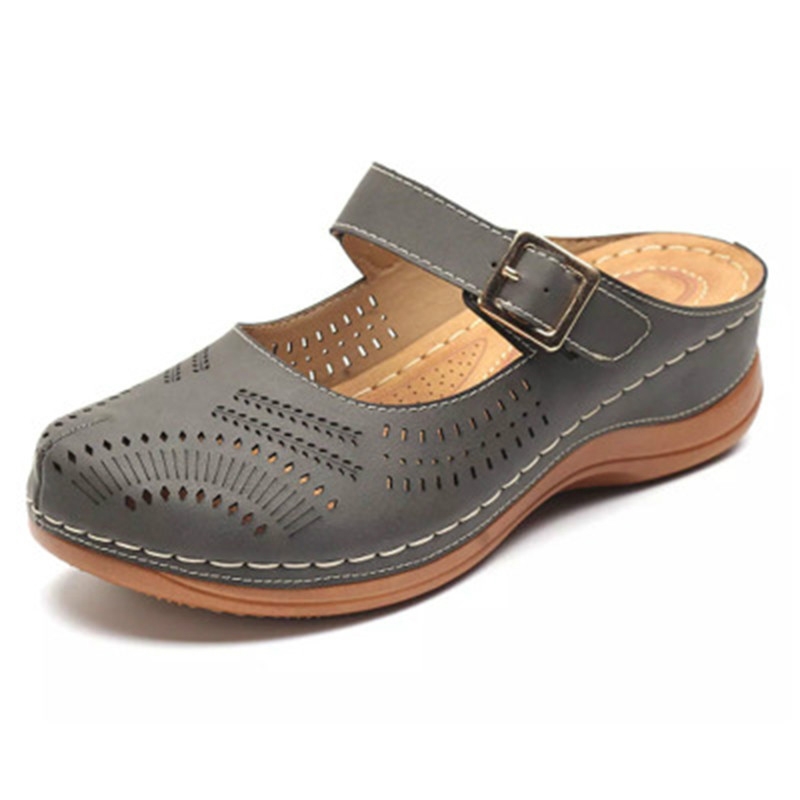 Big Size 43 Summer Women Sandals Hollow Out Round Toe Ladies Wedges Sandals Pu Leather Platform Ladies Sandals