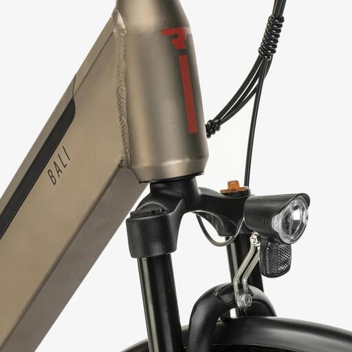 Conor Bali E-city 28