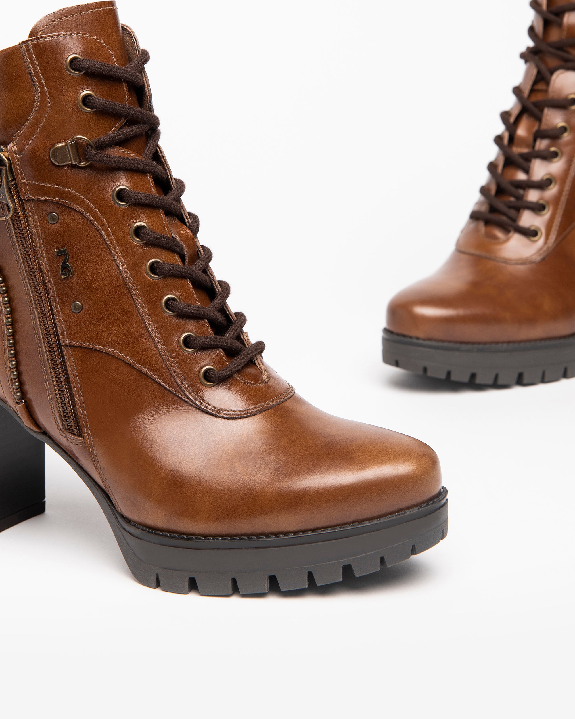  Damen-Ankle-Boots aus Leder