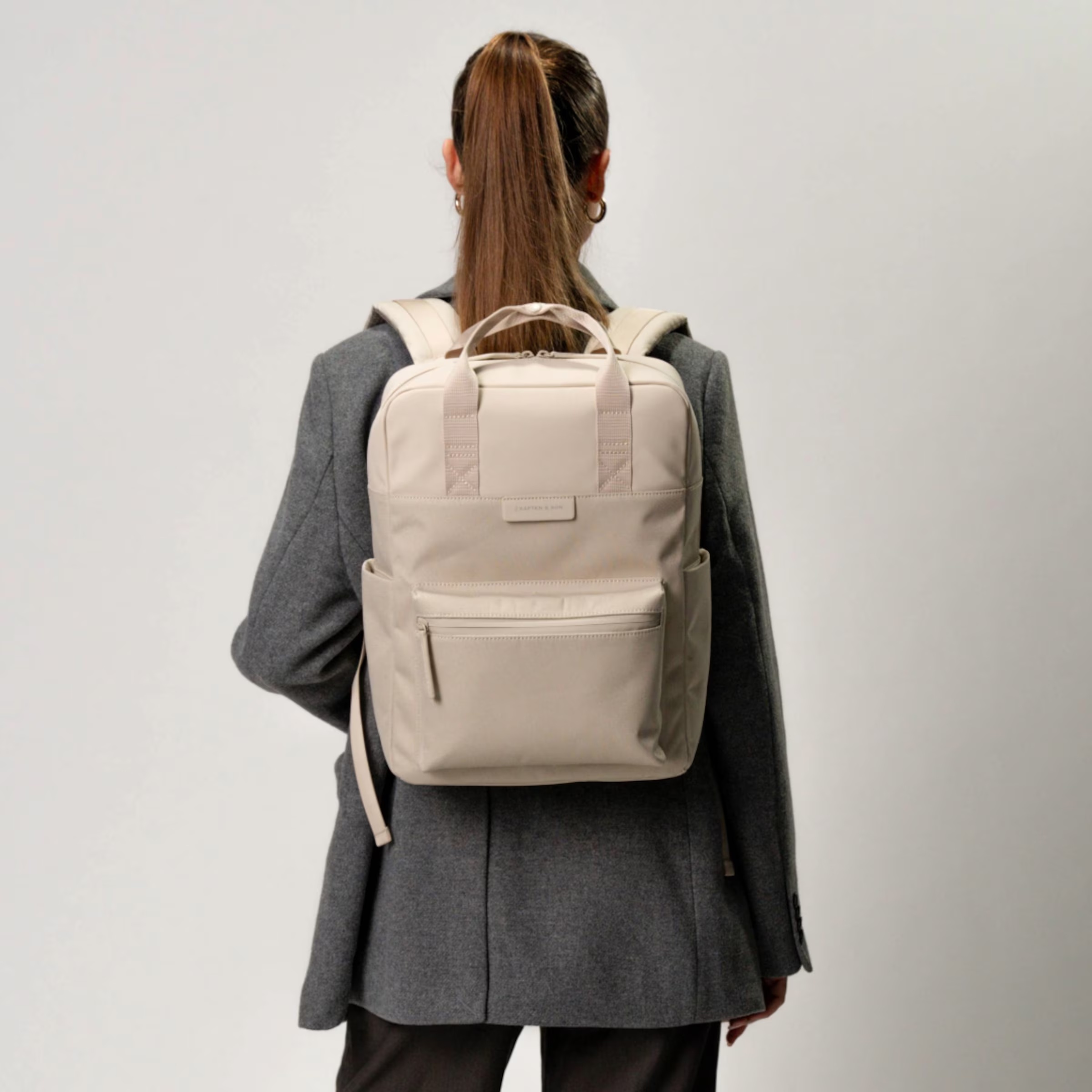 Sac à dos à langer Bergen Pro couleur grès