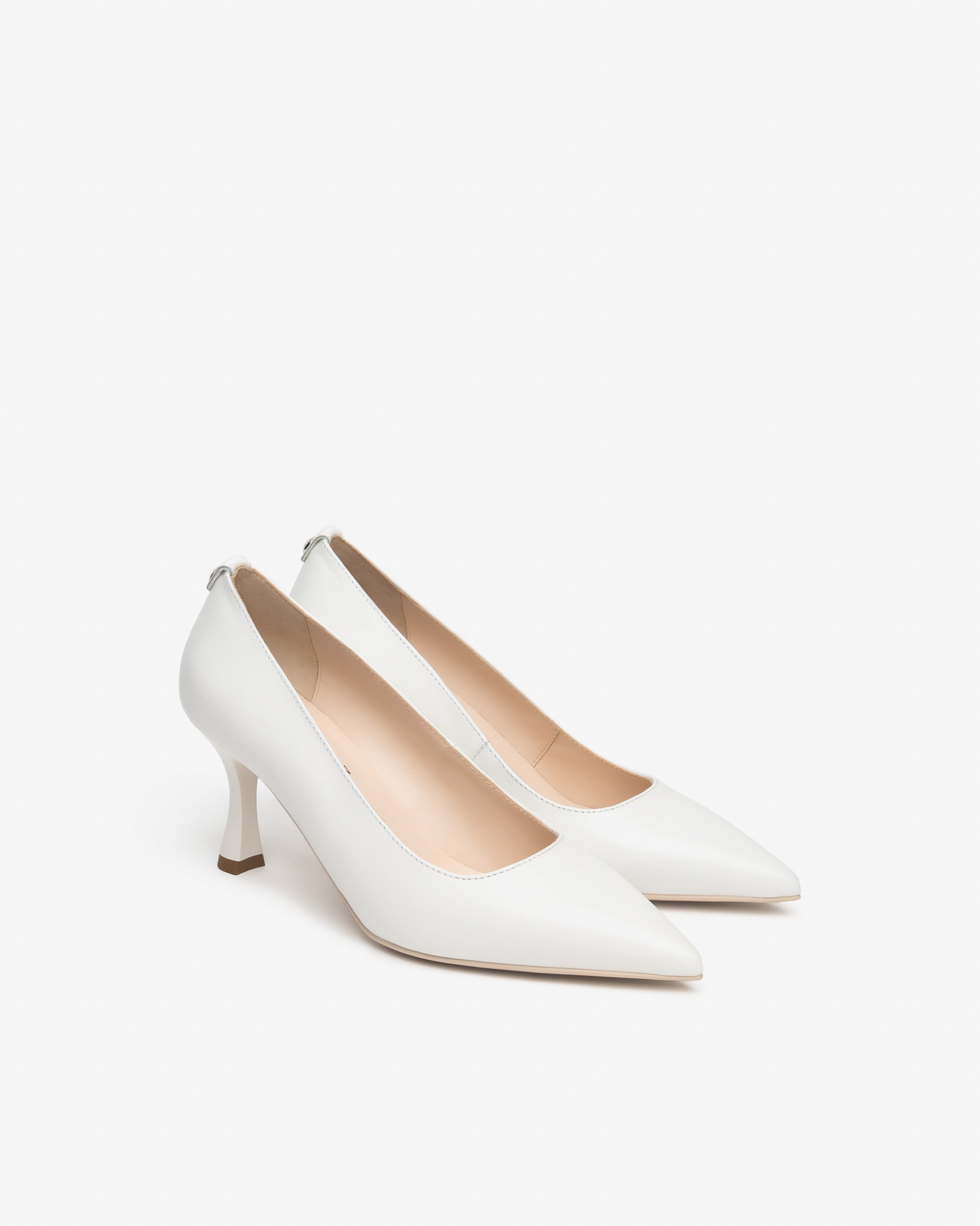  Damen-Pumps aus Leder