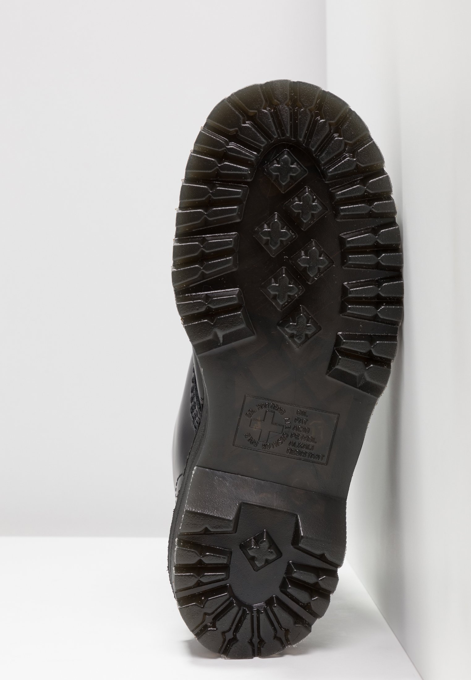 Dr. Martens platformlaars - platform enkellaarsjes - zwart