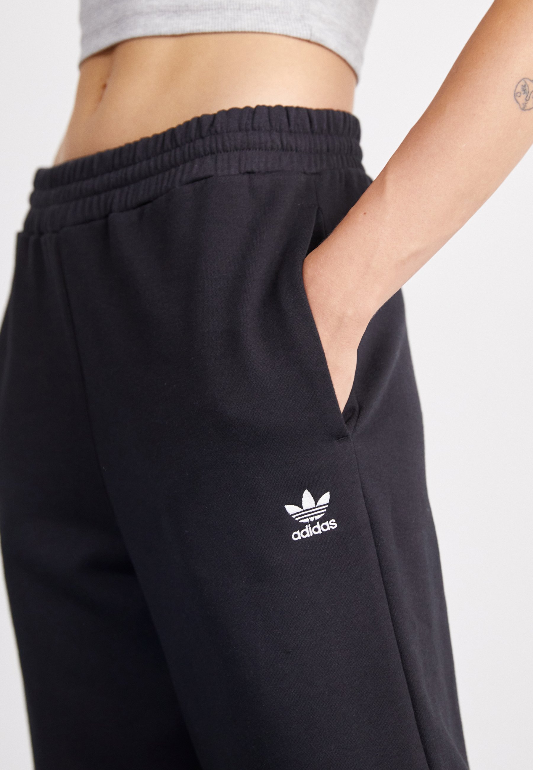 Teplákové kalhoty adidas Originals