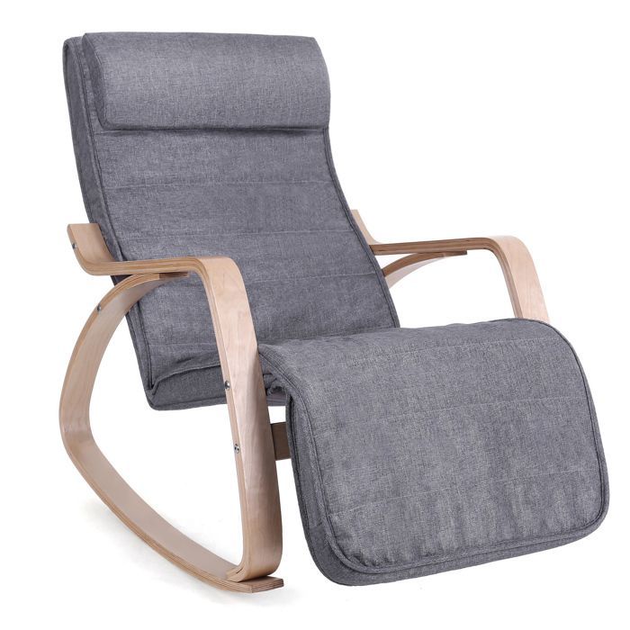 SONGMICS Fauteuil à Bascule, avec Accoudoirs en Bois, Repose-pieds Réglable en 5 Positions, Capacité 150 kg, Gris et Couleur Boisée