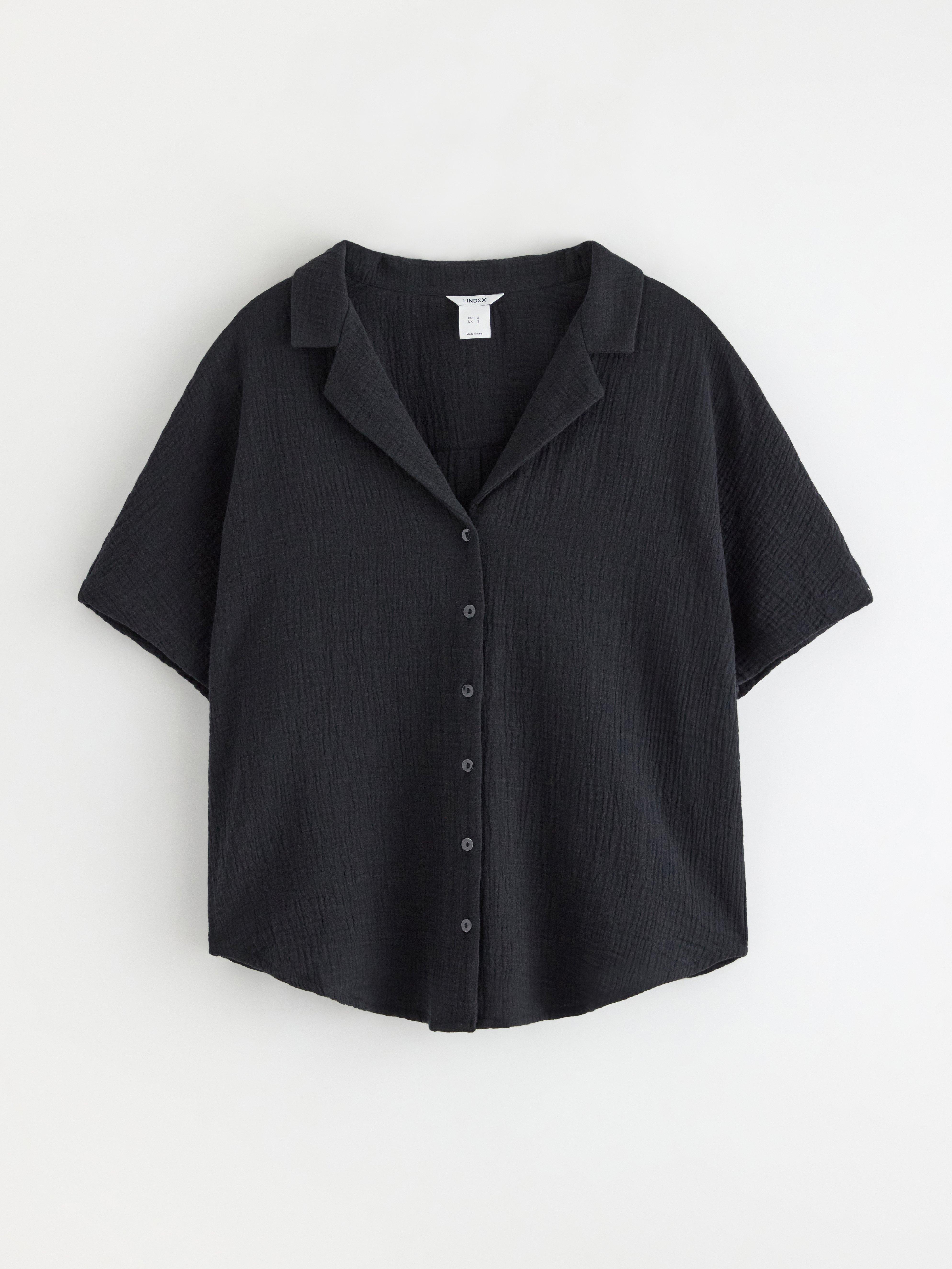 Camisa arrugada de mamá negra