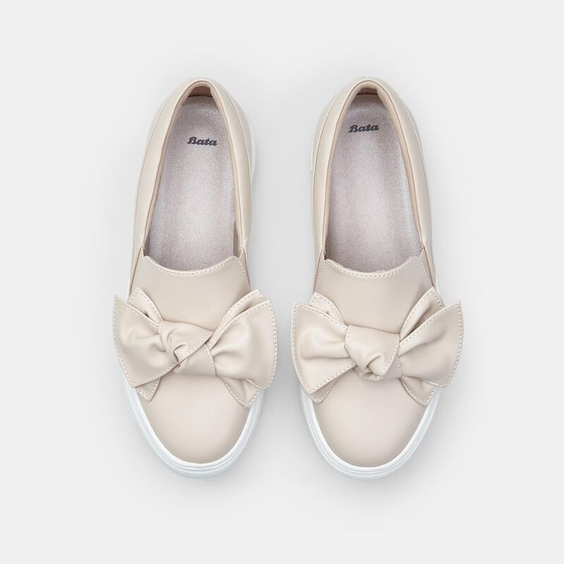 Bata damslip-ons med rosett