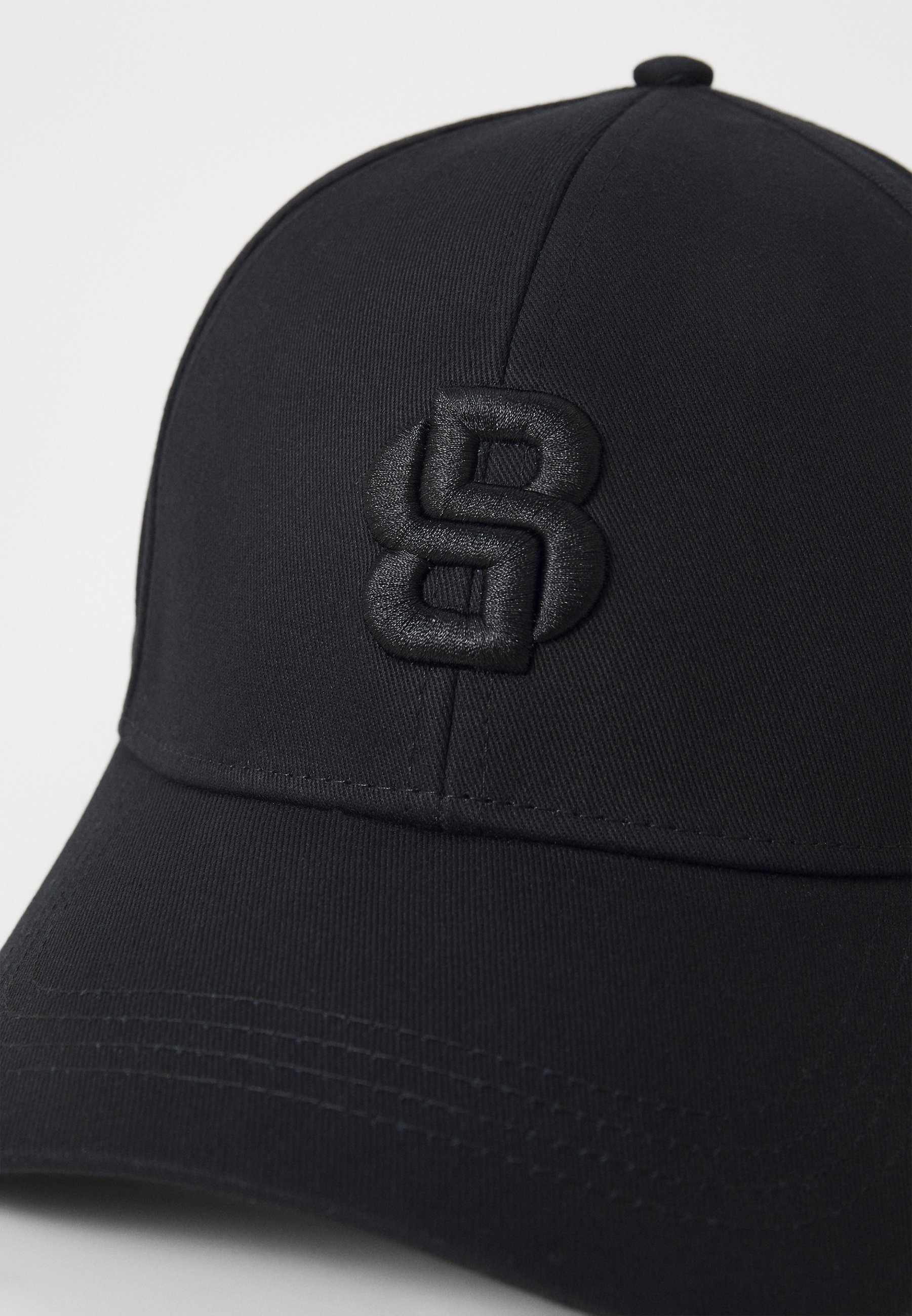 BOSS ZED ICON UNISEX - Pet - zwart