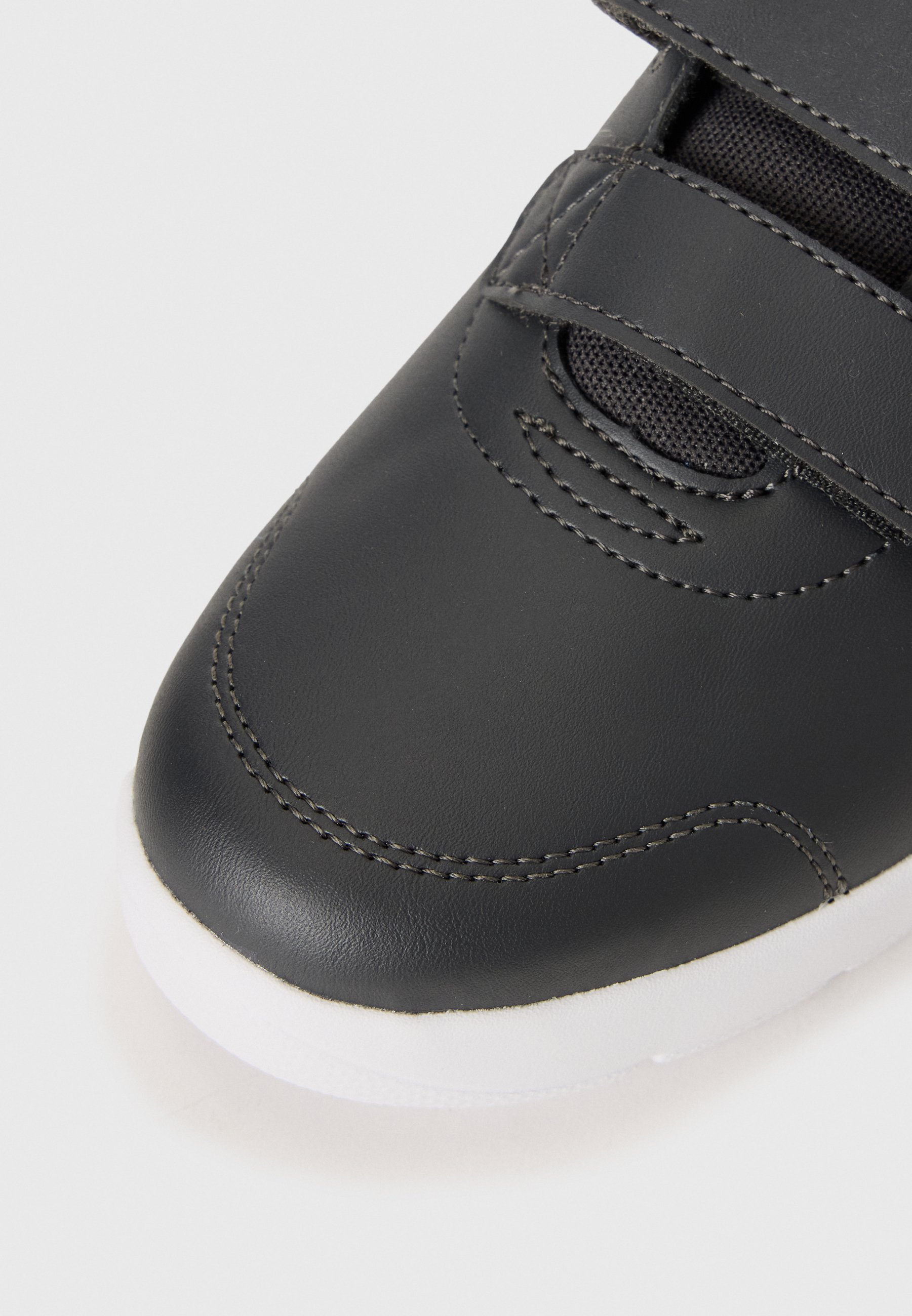 Puma COURTFLEX V3 UNISEX - Hardloopschoenen voor op de weg - donkergrijs/wit/zwart bergblauw