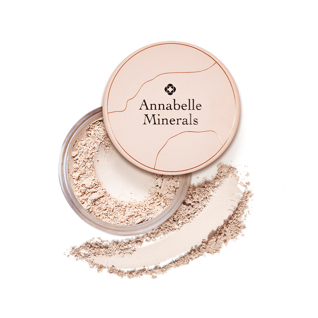 Rozjasňující make-up Annabelle Minerals Golden Fairest 4g