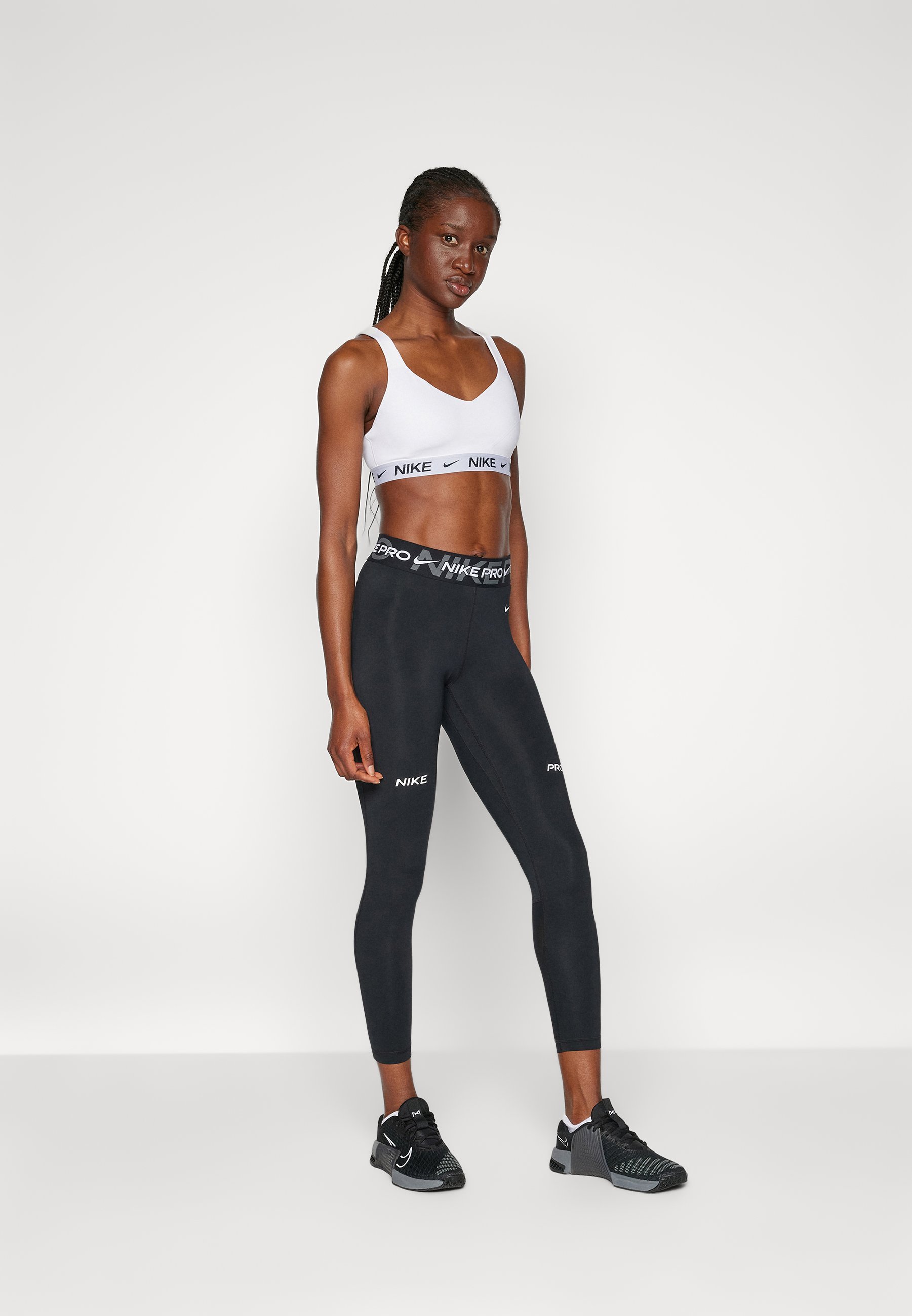 Nike Performance INDY BRA - Sportbeha met hoge ondersteuning - wit steen mauve zwart