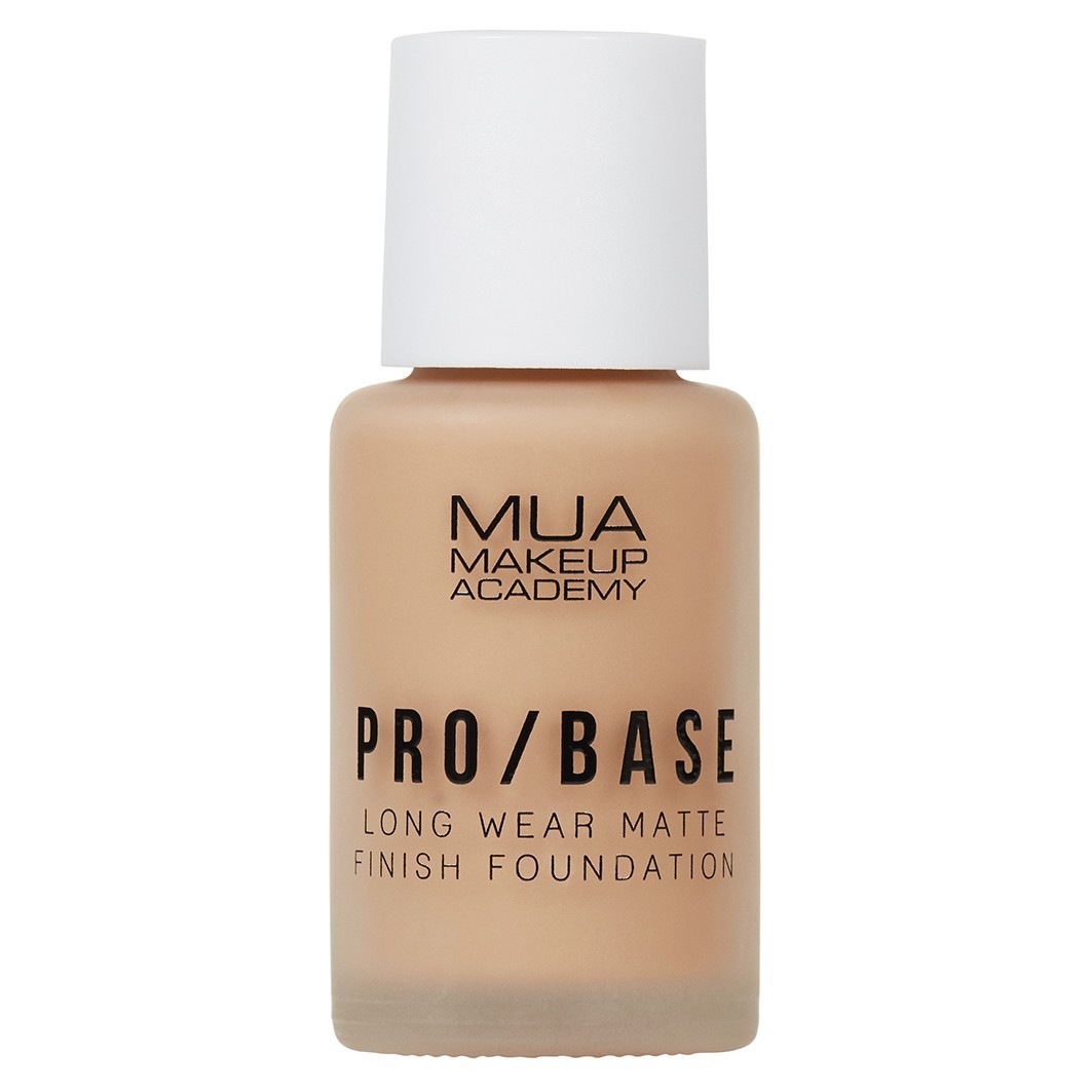 Fond de teint PRO / BASE MUA Makeup Academy Longue tenue, fini mat – 30 ml
