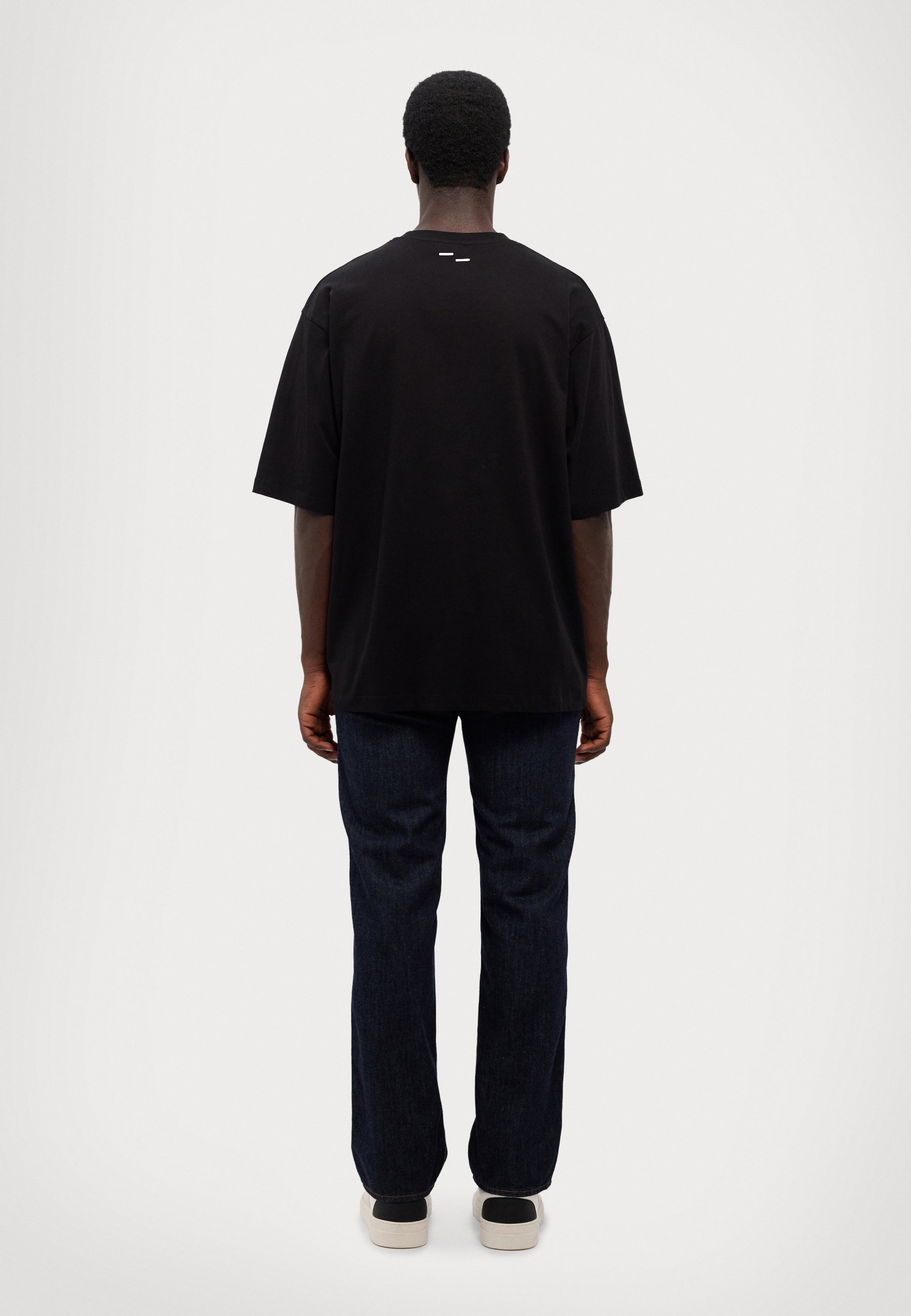 Filling Pieces BOXY - Basic T-shirt - zwart