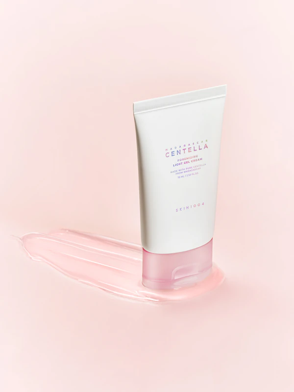 SKIN1004 Madagascar Centella Poremizing Light Gel Cream: een lichte crème-gel die de huid gladmaakt en poriën verkleint.