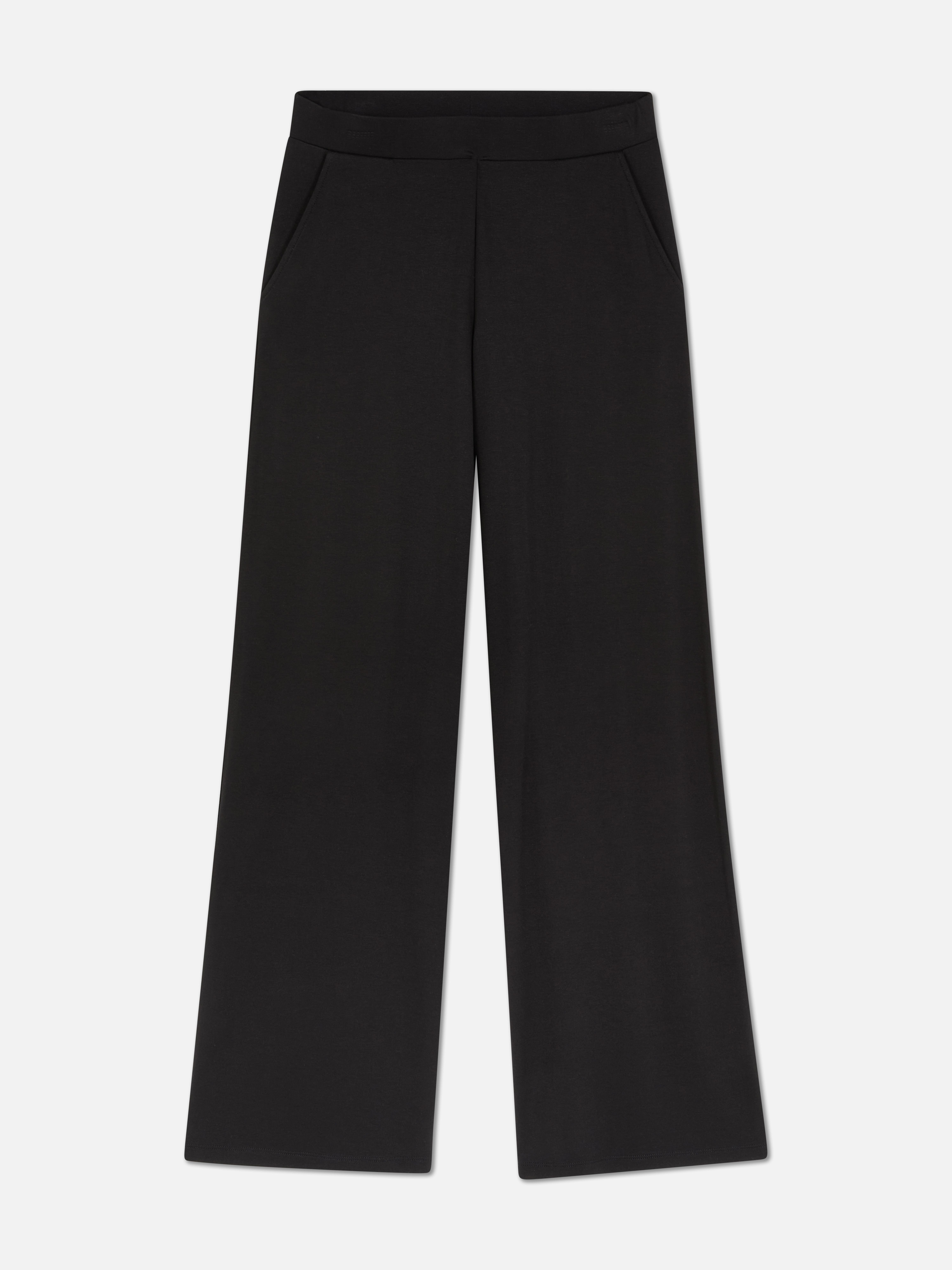 Leggings mit weitem Bein. Leggings aus weichem Stretchmaterial mit weitem Bein.