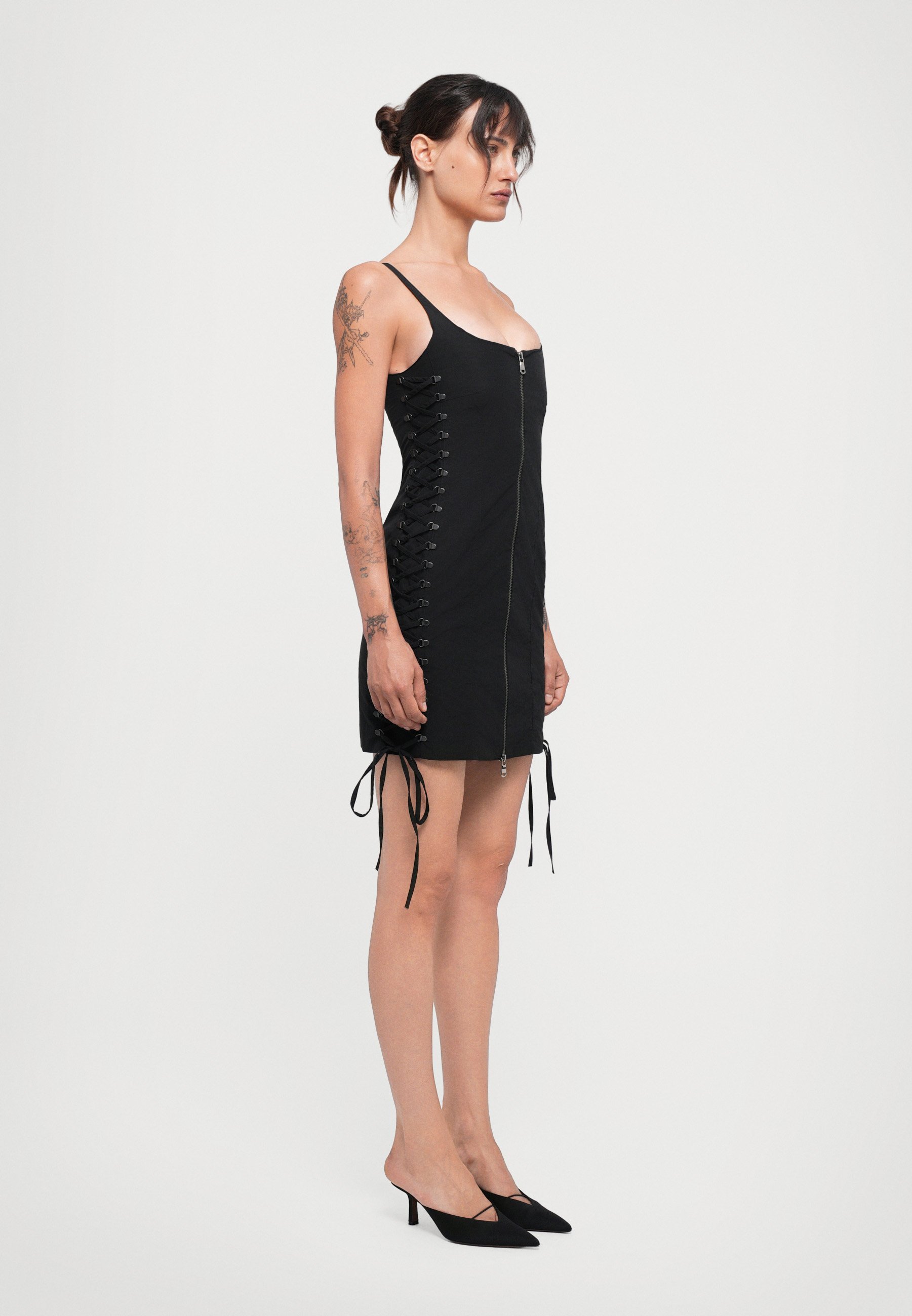 Robe à lacets Ioannes - Robe de cocktail / Robe de soirée - noire