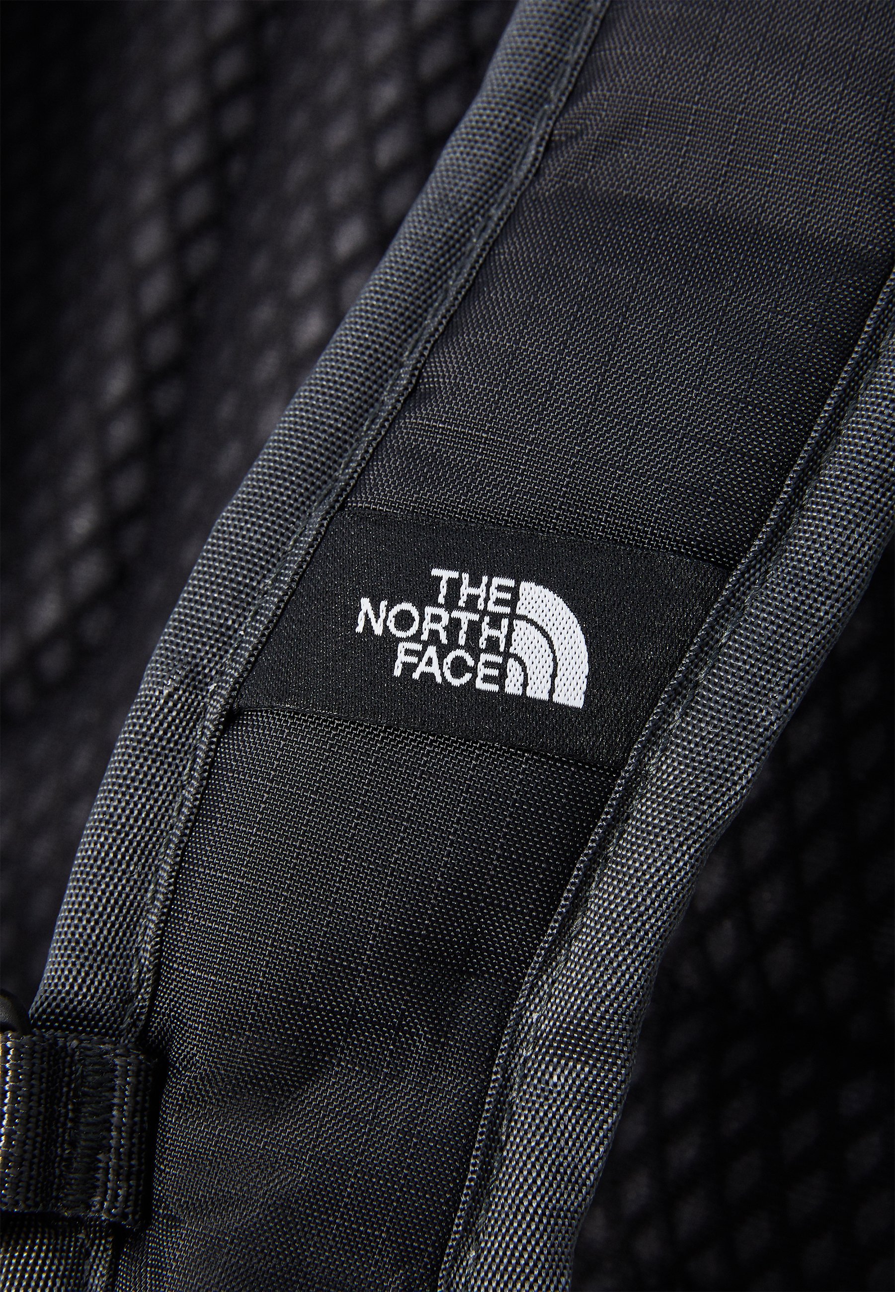 The North Face BASIN 15L TIENERS WANDELRUGZAK UNISEX - Rugzak - zwart/asfaltgrijs