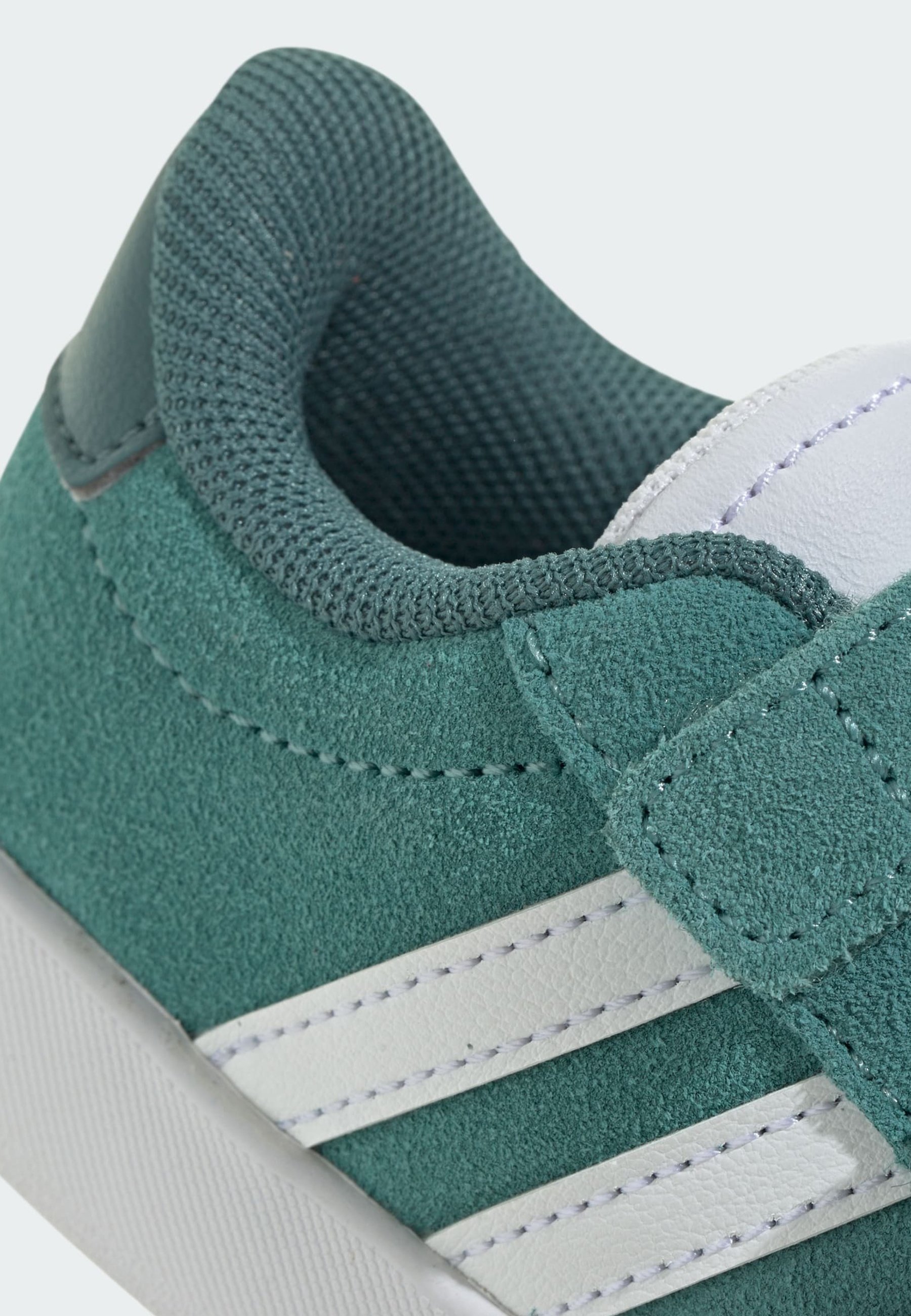 adidas Sportswear COURT - Babyschuhe - Puderblau, Wolkenweiß, gebraucht